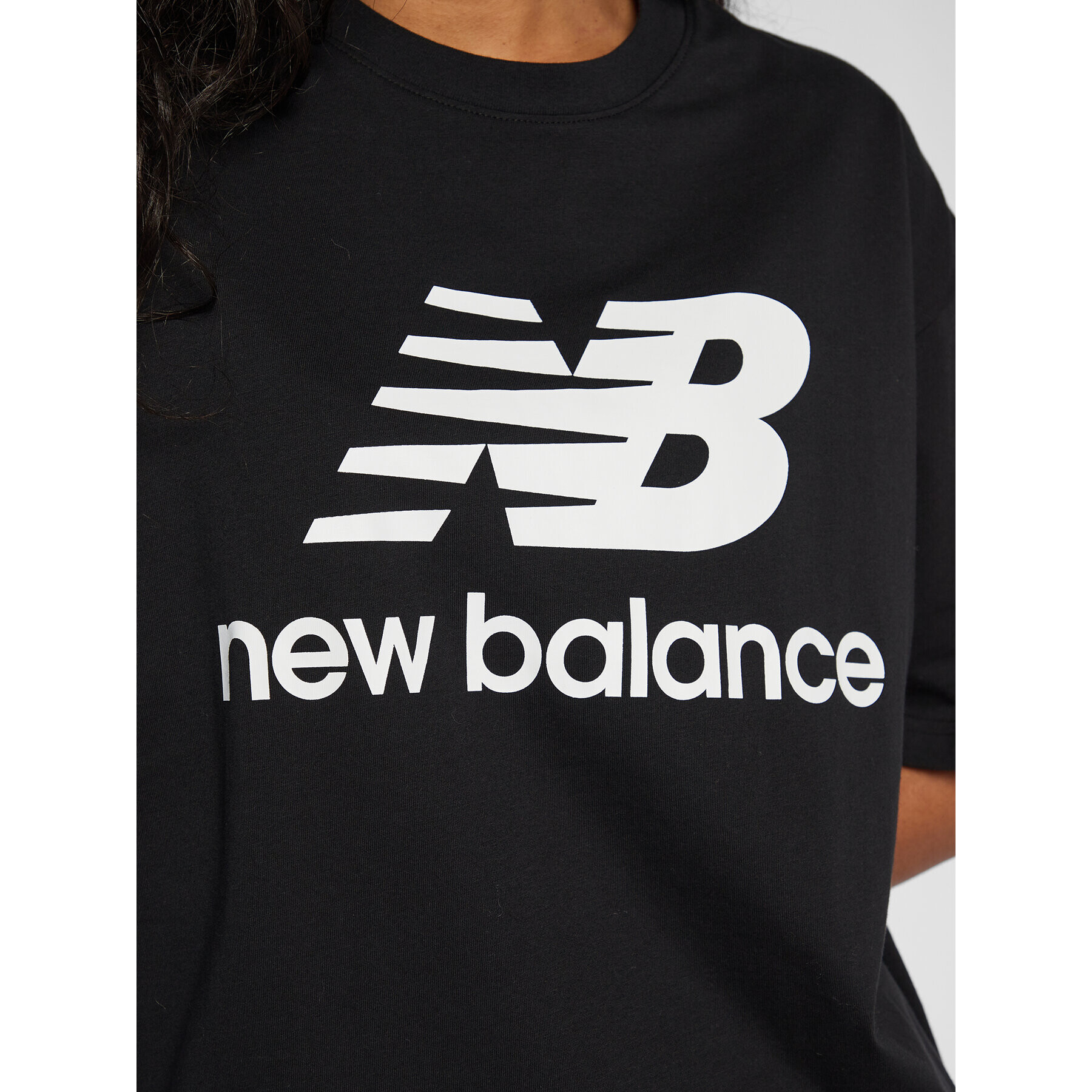 New Balance Tričko Essentials Stacked Logo WT03519 Čierna Oversize - Pepit.sk