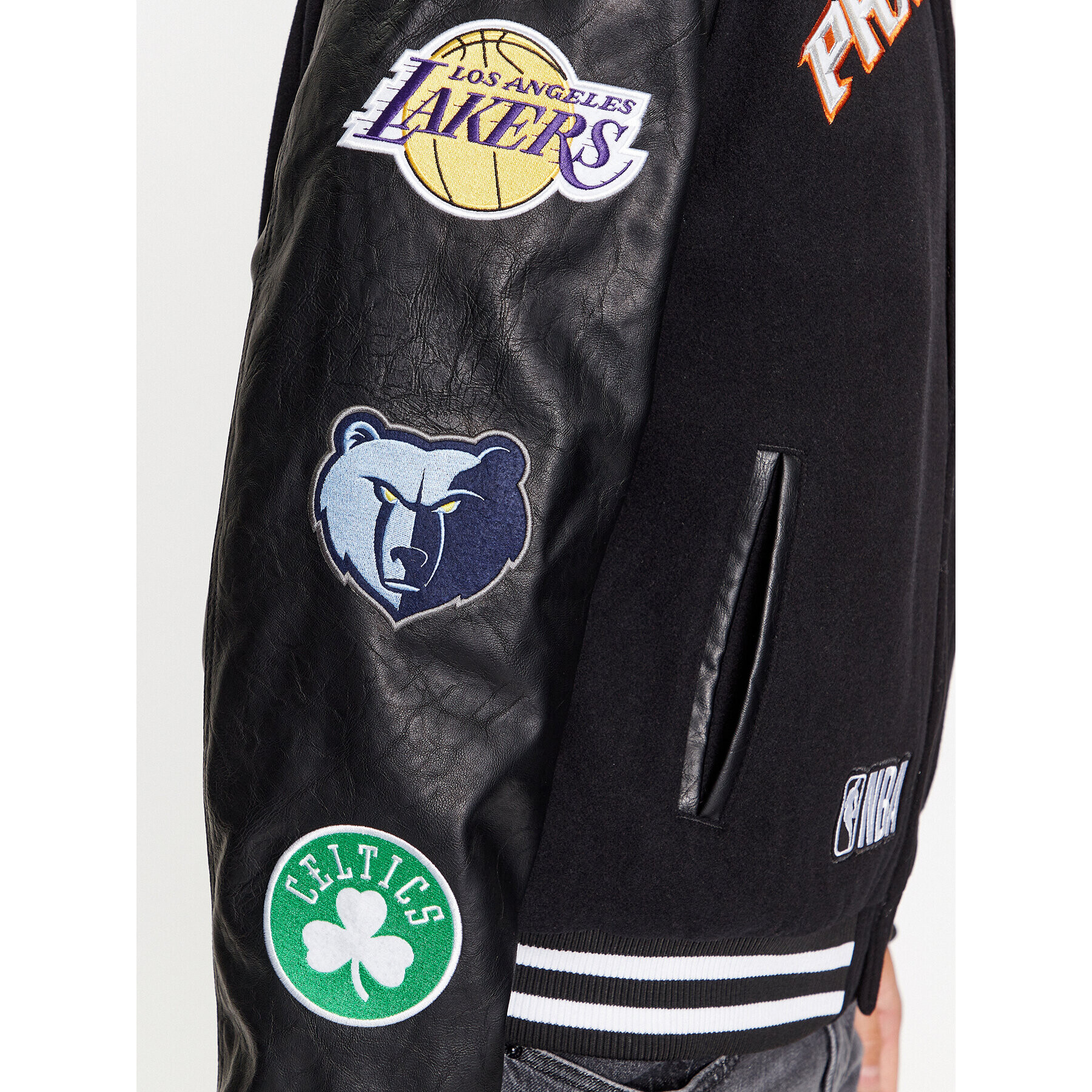 New Era Bundy bomber Nba Badge Varsity 60416374 Čierna Regular Fit - Pepit.sk