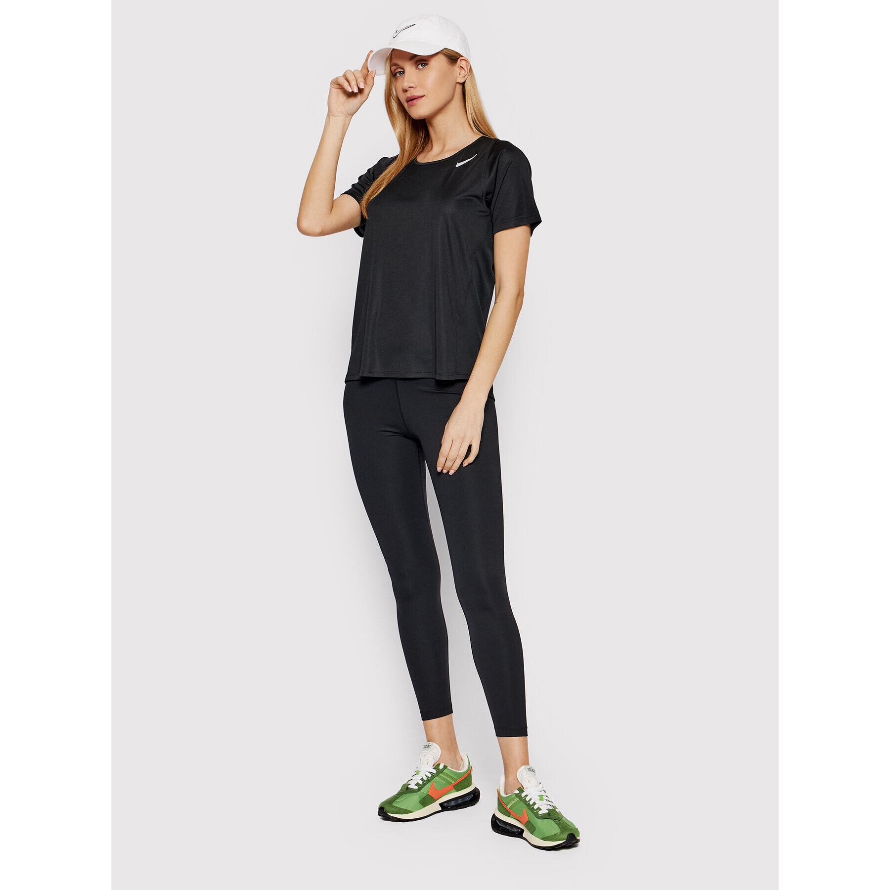 Nike Funkčné tričko Race DD5927 Čierna Slim Fit - Pepit.sk