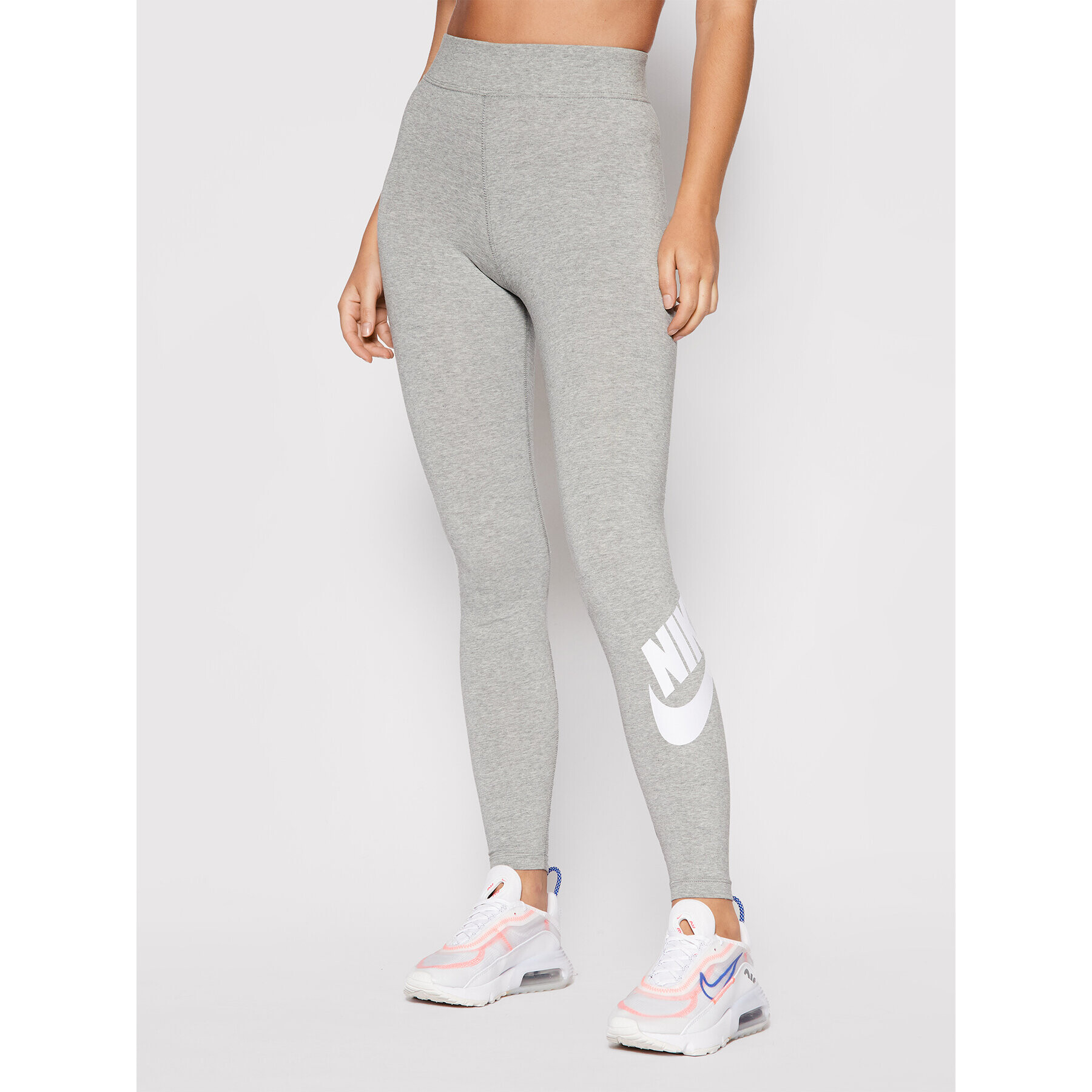 Nike Legíny Sportswear Essential CZ8528 Sivá Tight Fit - Pepit.sk