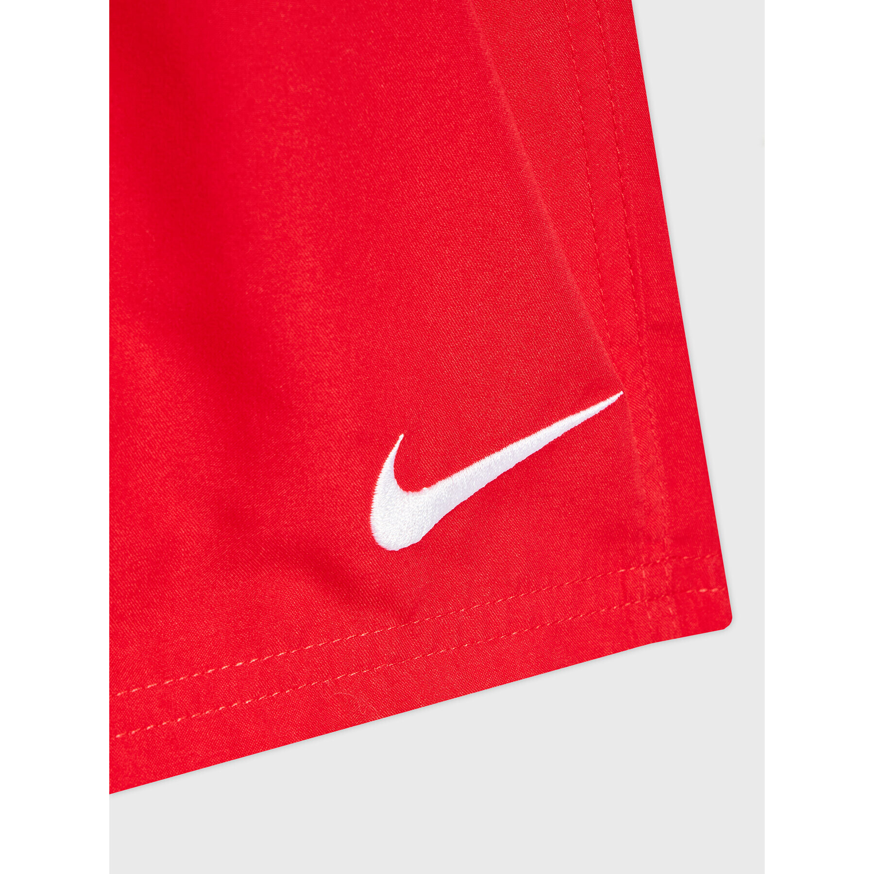 Nike Plavecké šortky Essential NESSB866 Červená Regular Fit - Pepit.sk