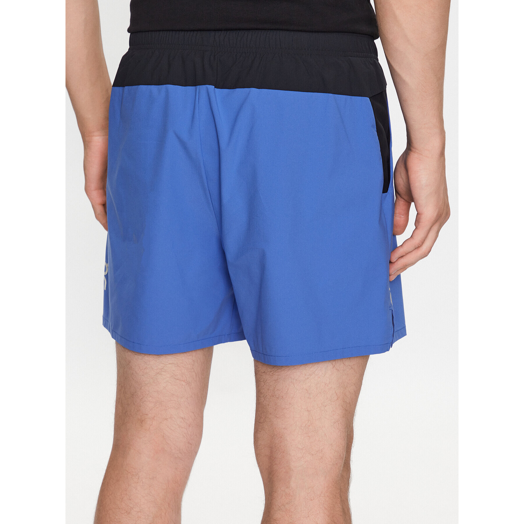 On Športové kraťasy Essential Shorts M 1MD10120959 Modrá Regular Fit - Pepit.sk