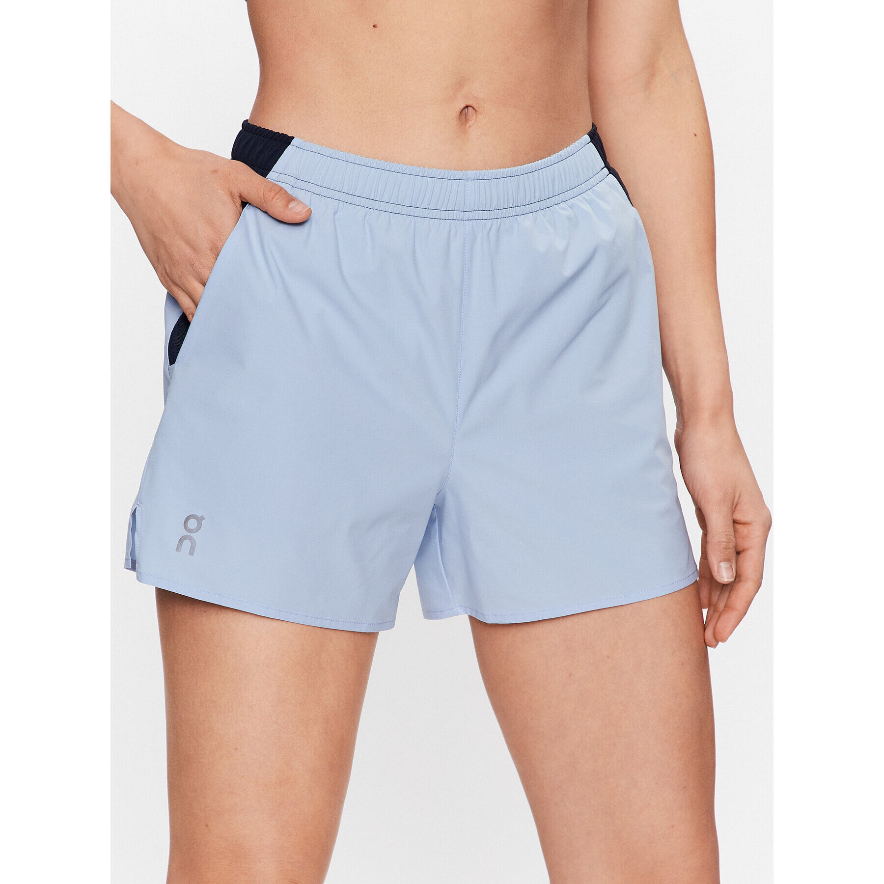 On Športové kraťasy Essential Shorts W 1WD10180897 Modrá Regular Fit - Pepit.sk