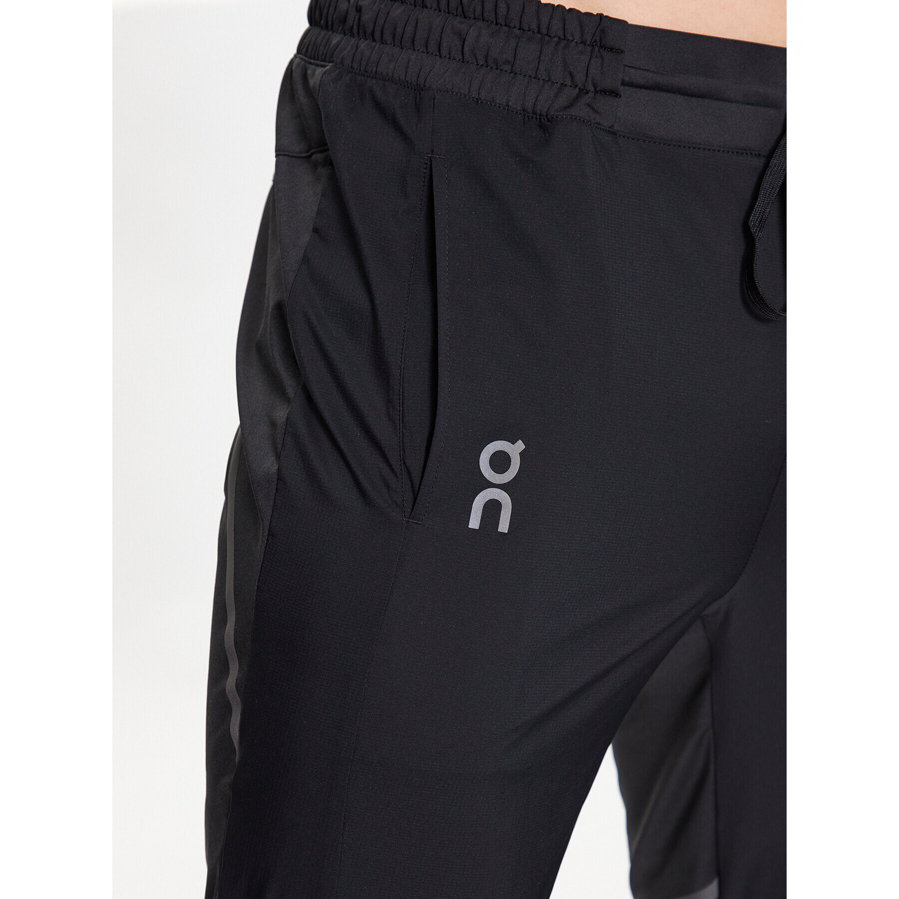 On Teplákové nohavice Running Pants M 10600137 Čierna Athletic Fit - Pepit.sk