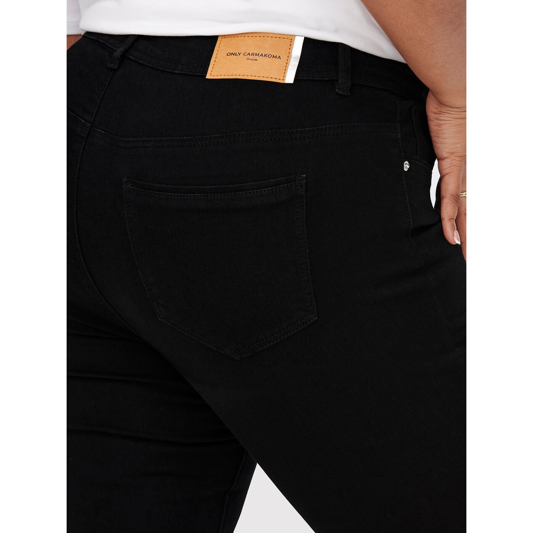 ONLY Carmakoma Džínsy Sally 15263091 Čierna Skinny Fit - Pepit.sk