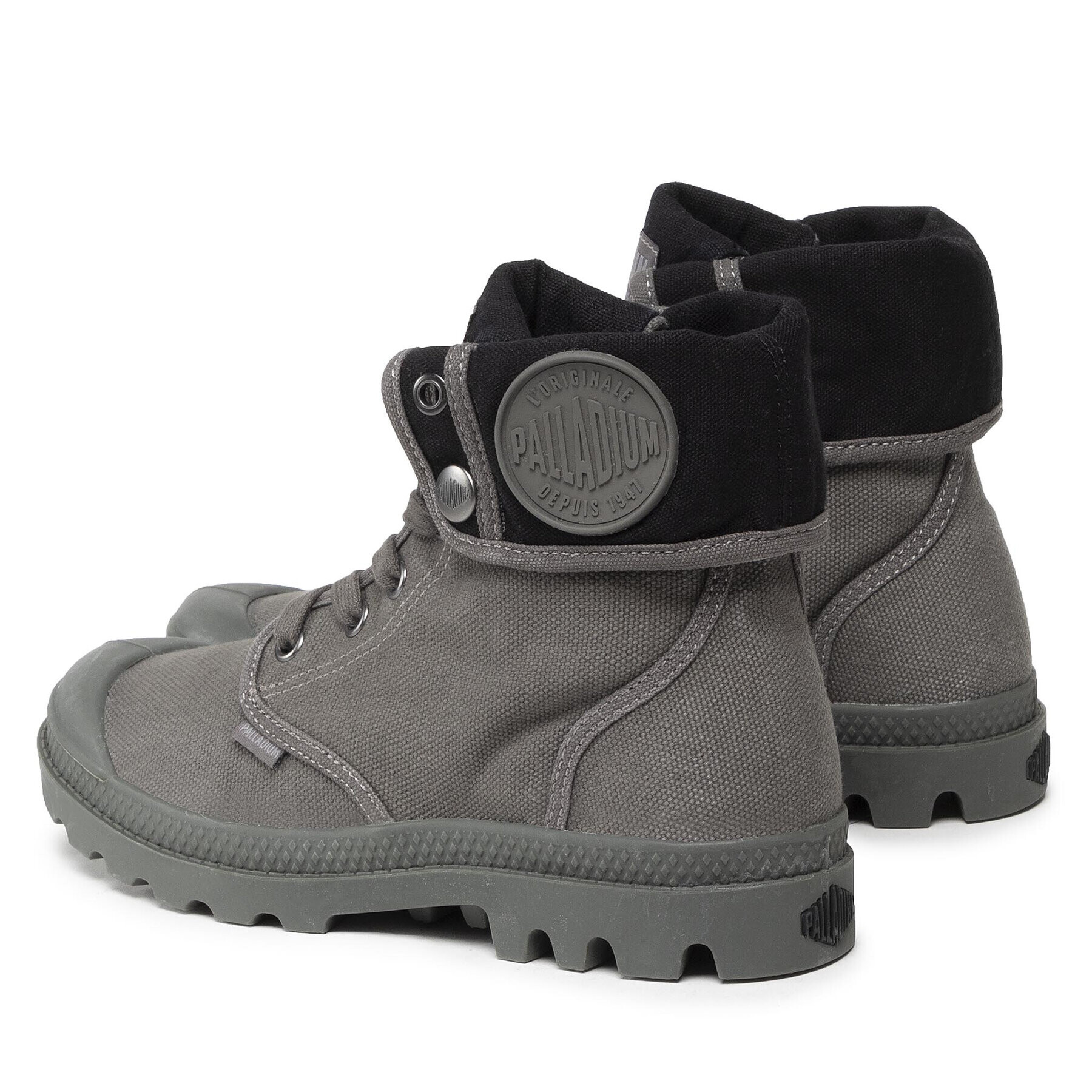 Palladium Outdoorová obuv Baggy 92353-029-M Sivá - Pepit.sk