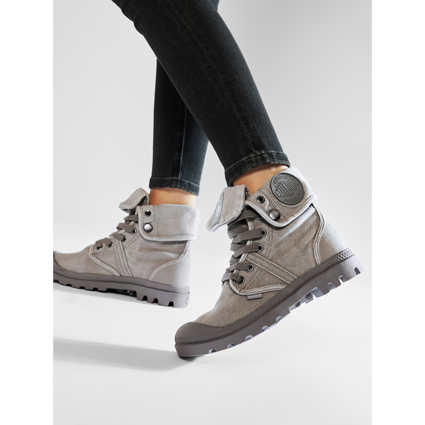 Palladium Outdoorová obuv Pallabrouse Baggy 92478-066-M Sivá - Pepit.sk