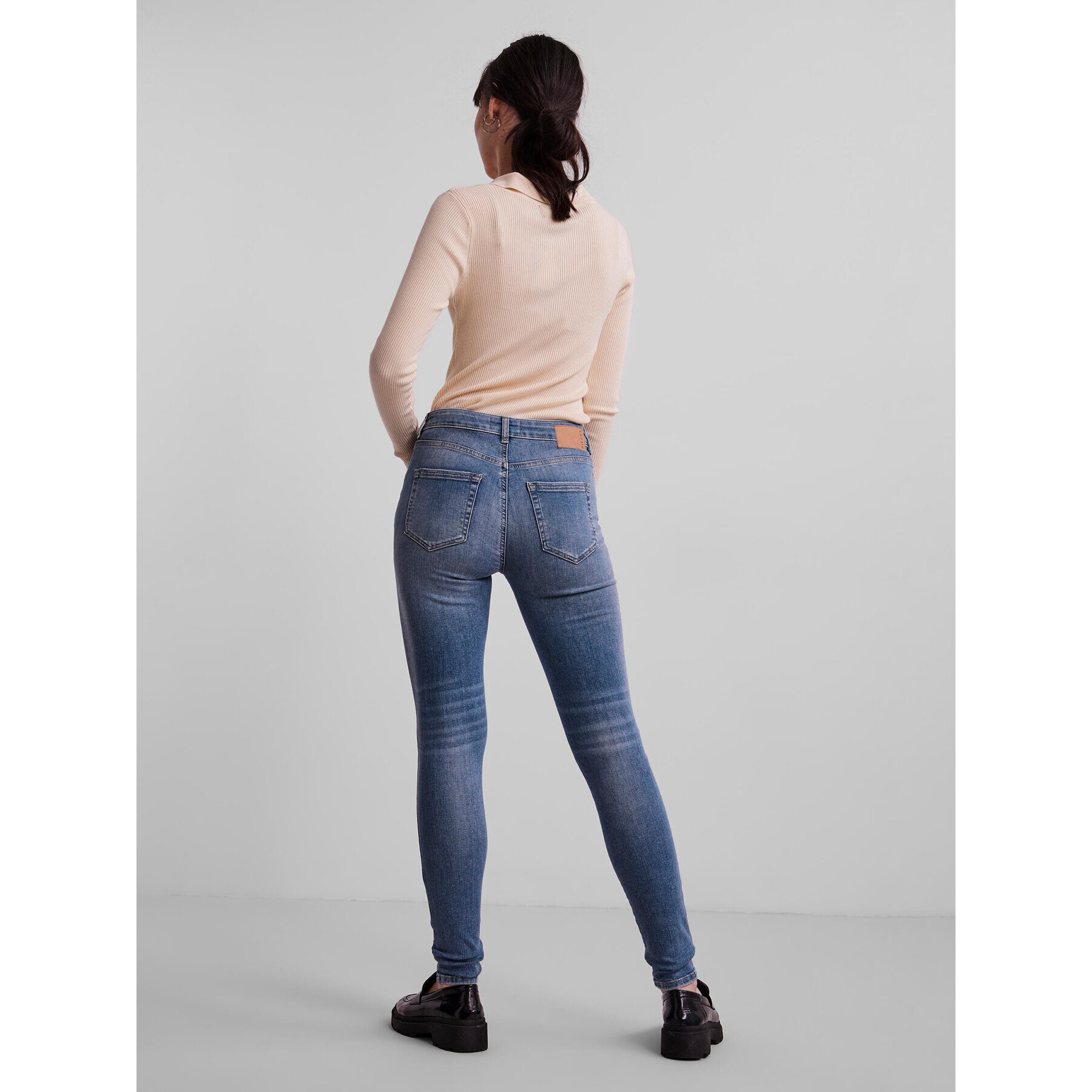 Pieces Džínsy 17113470 Modrá Skinny Fit - Pepit.sk