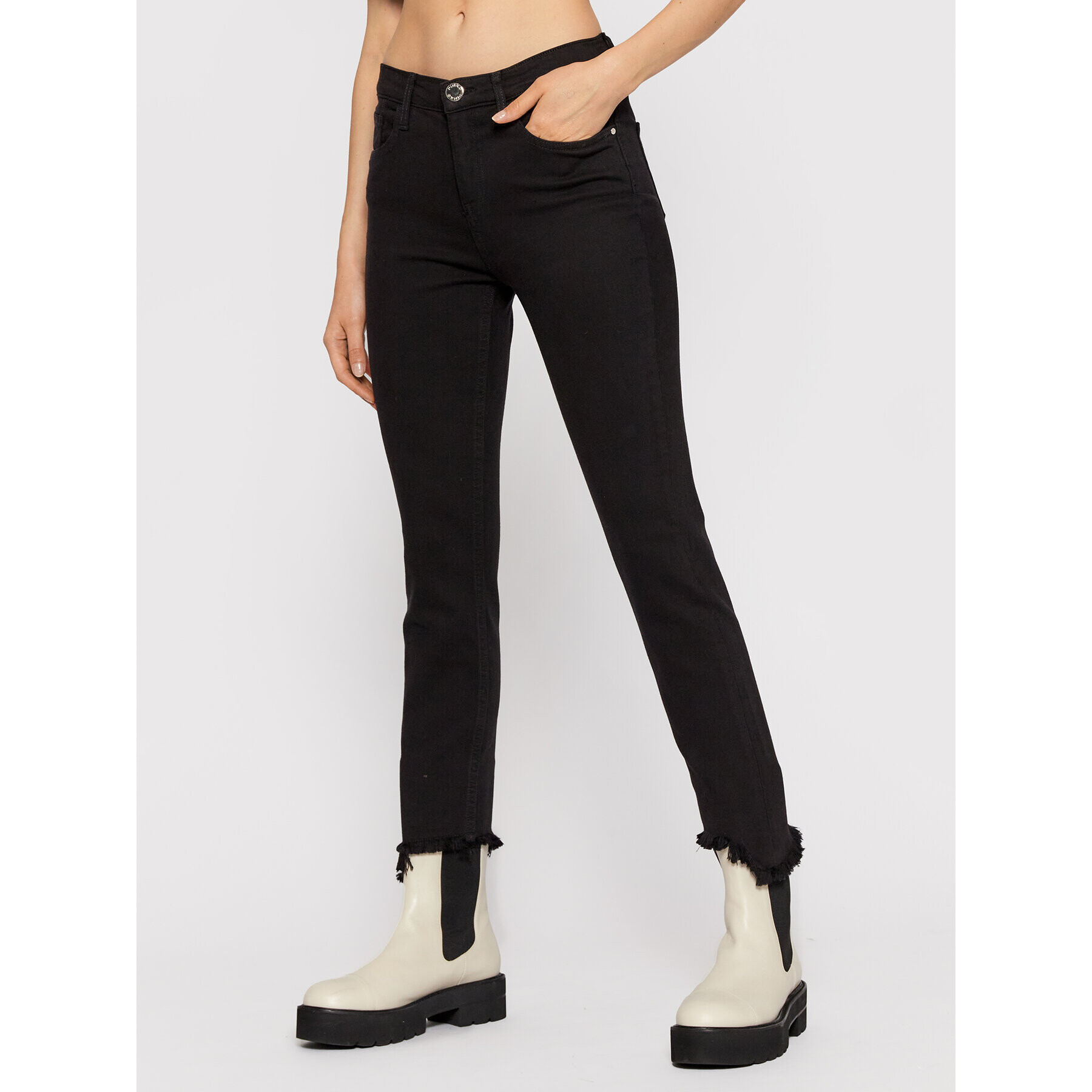 Pinko Džínsy Sabrina 1J10NZ Y78S Čierna Skinny Fit - Pepit.sk