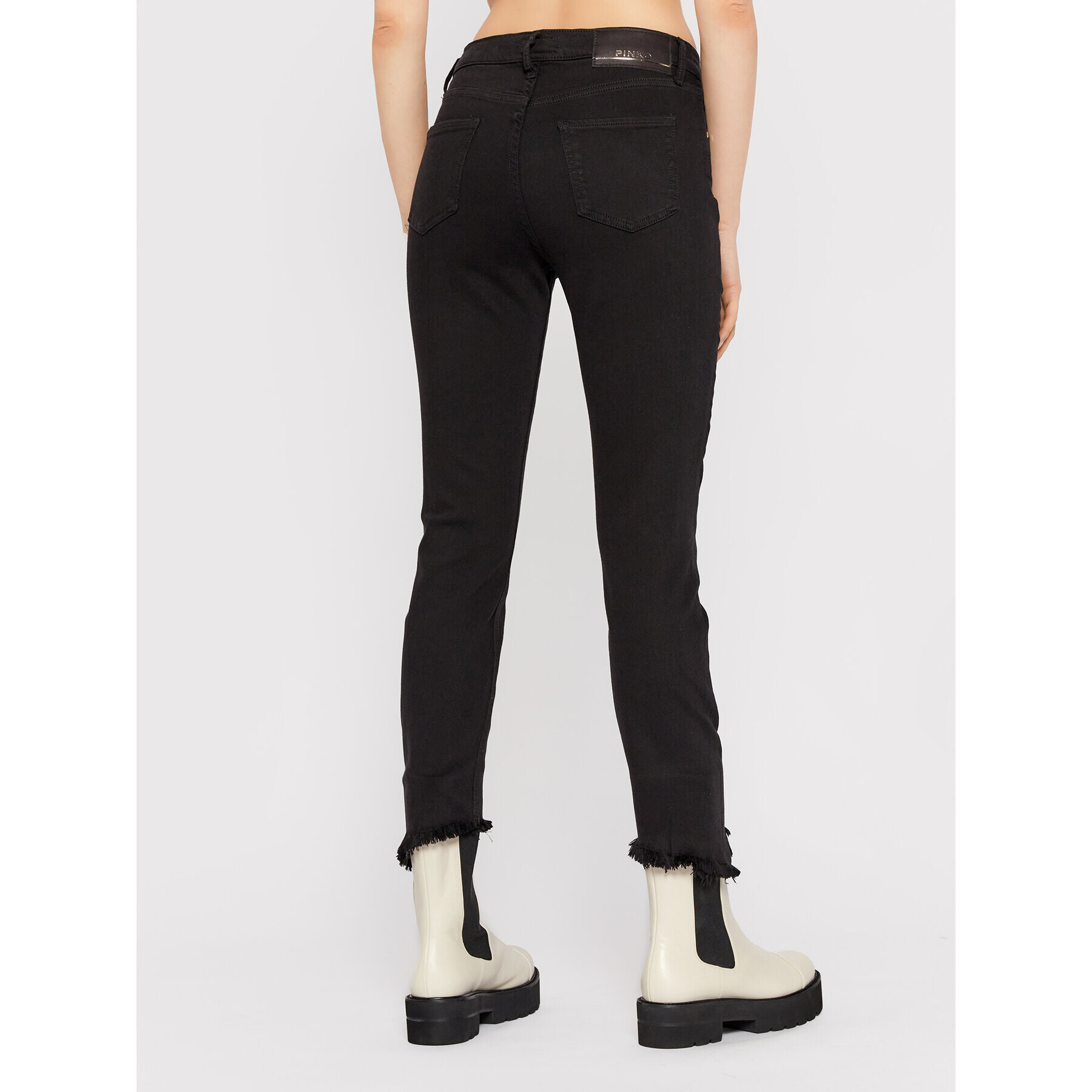 Pinko Džínsy Sabrina 1J10NZ Y78S Čierna Skinny Fit - Pepit.sk