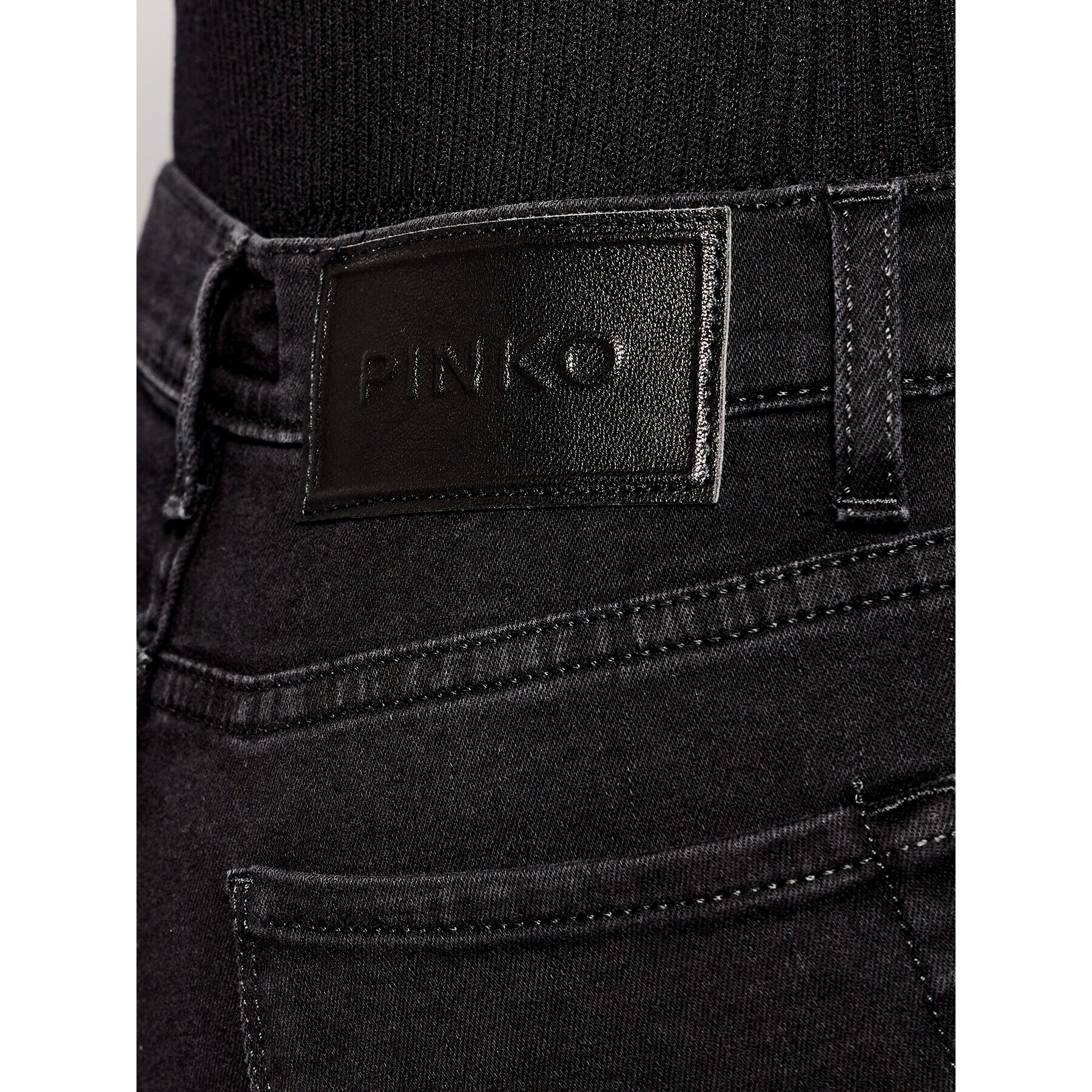 Pinko Džínsy Sabrina PE 21 PDEN 1J10KJ Y6VL Čierna Skinny Fit - Pepit.sk