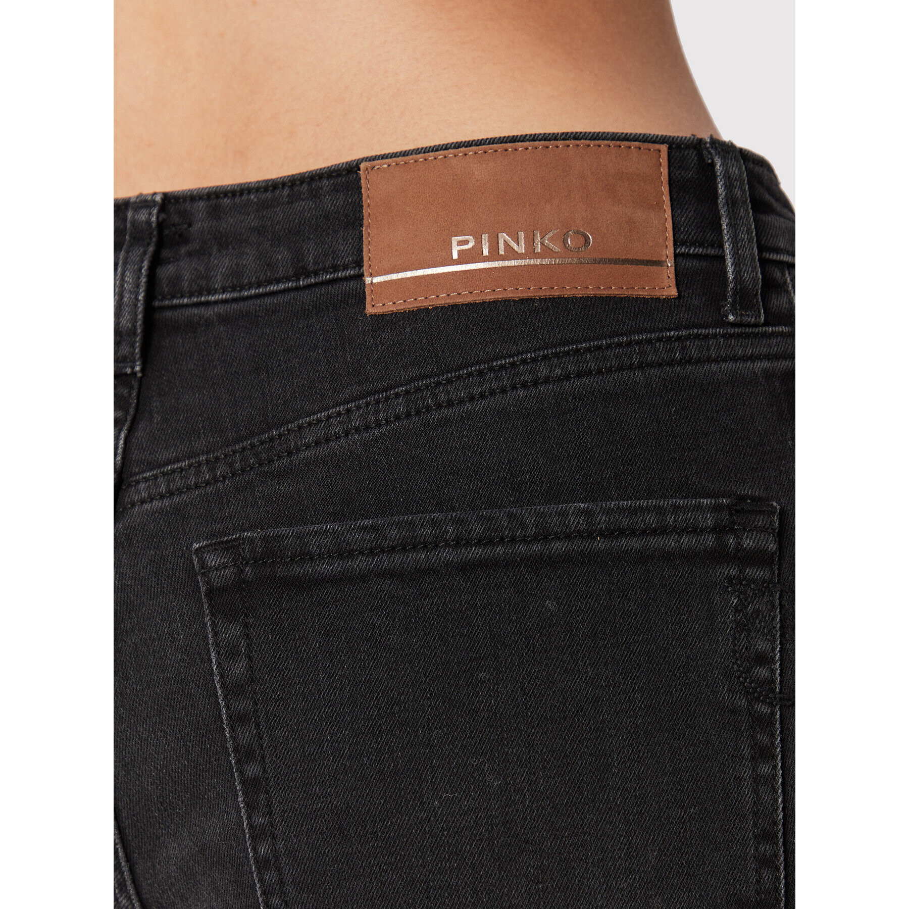 Pinko Džínsy Sissy 1J1128 A09G Čierna Slim Fit - Pepit.sk