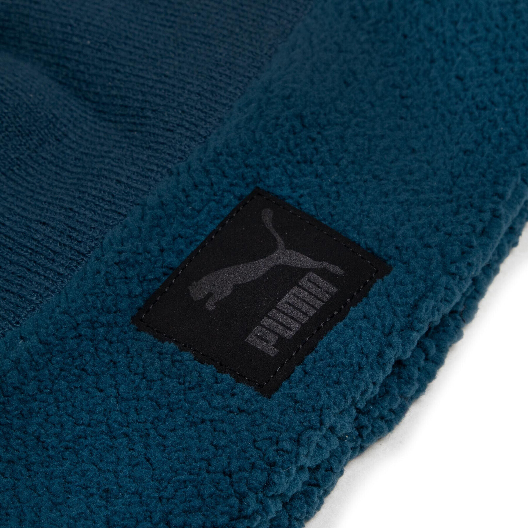 Puma Čiapka Classic Cuff Sherpa Beanie 023448 02 Tmavomodrá - Pepit.sk