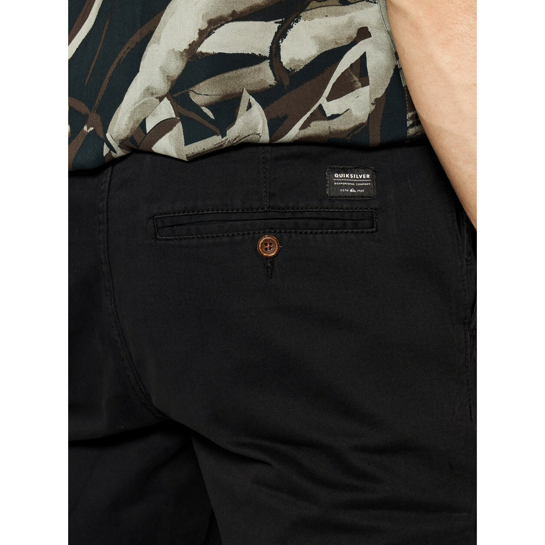 Quiksilver Bavlnené šortky EQYWS03468 Čierna Straight Fit - Pepit.sk