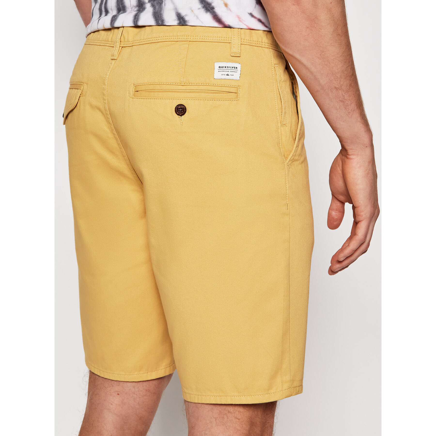 Quiksilver Bavlnené šortky Everyday Chino EQYWS03468 Žltá Straight Fit - Pepit.sk