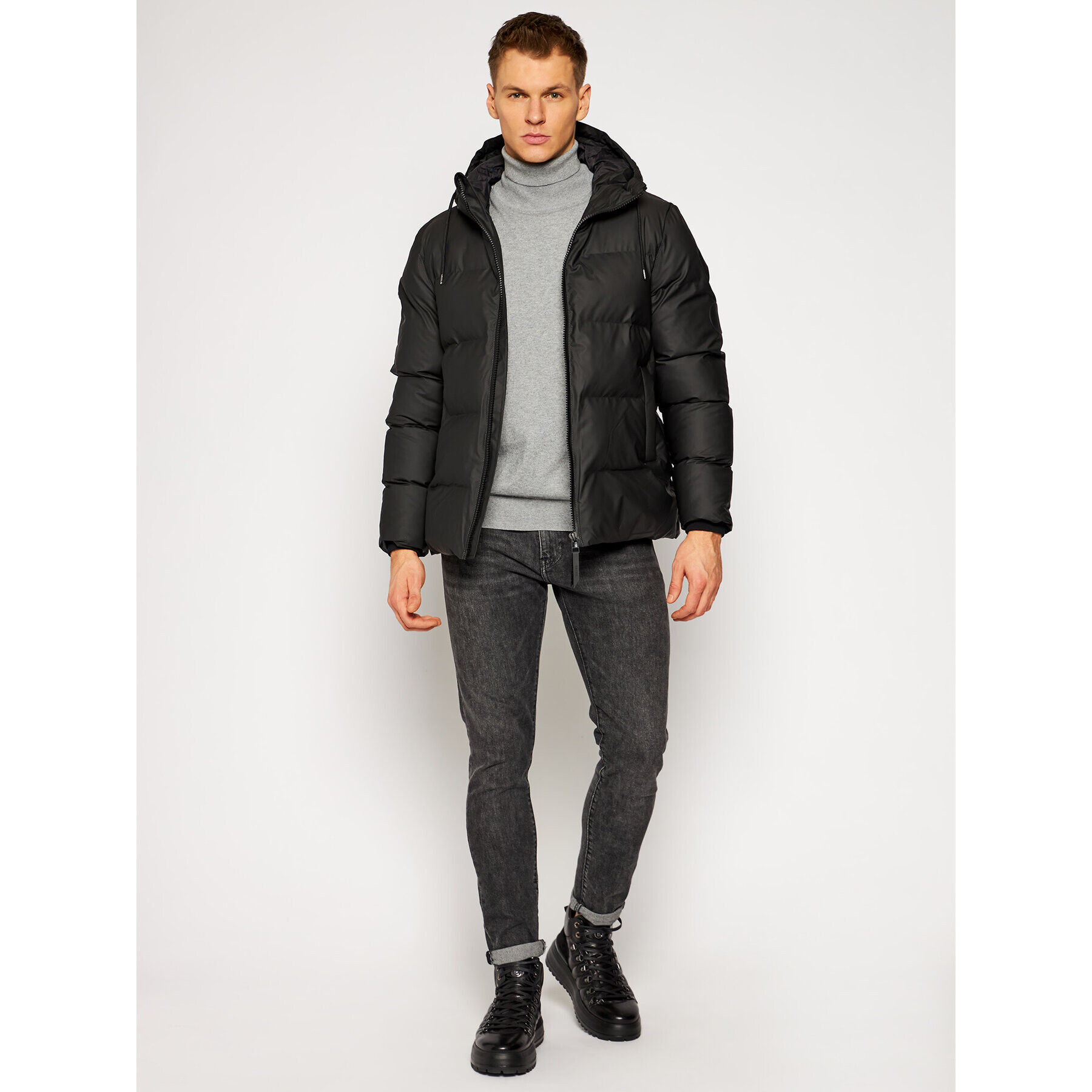 Rains Vatovaná bunda 1506 Čierna Casual Fit - Pepit.sk