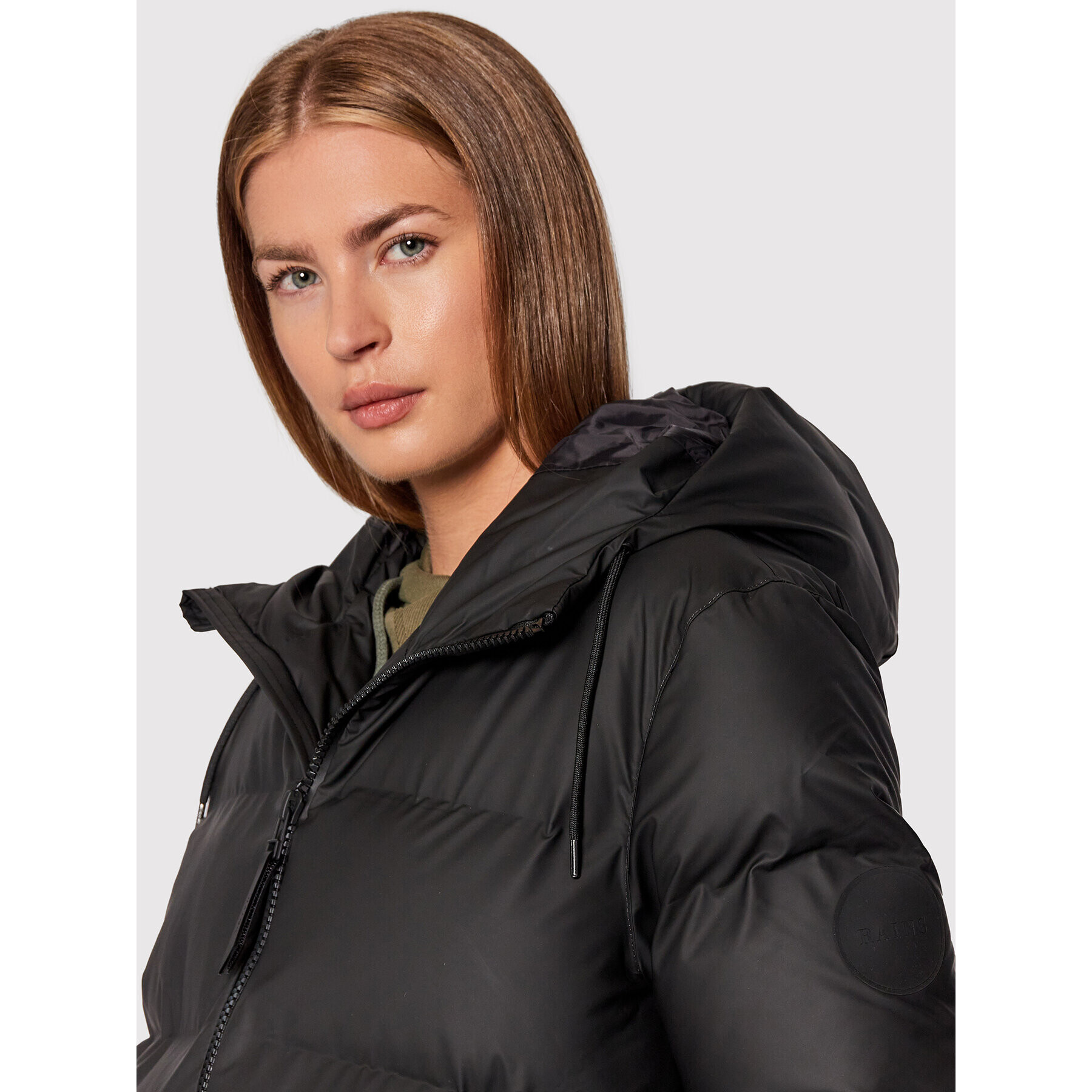 Rains Vatovaná bunda Unisex 1537 Čierna Regular Fit - Pepit.sk