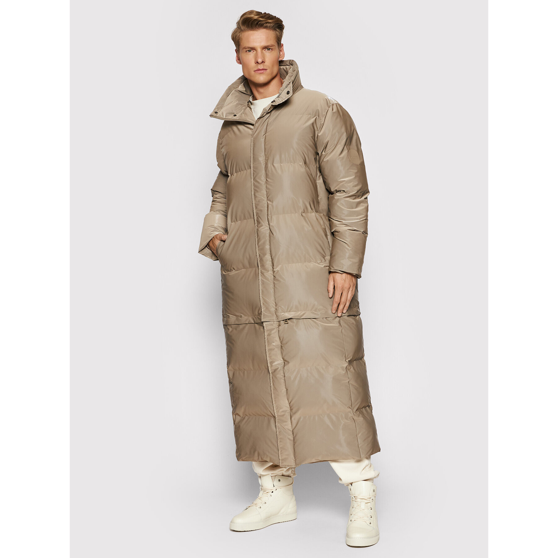 Rains Vatovaná bunda Unisex Puffer 1536 Béžová Regular Fit - Pepit.sk