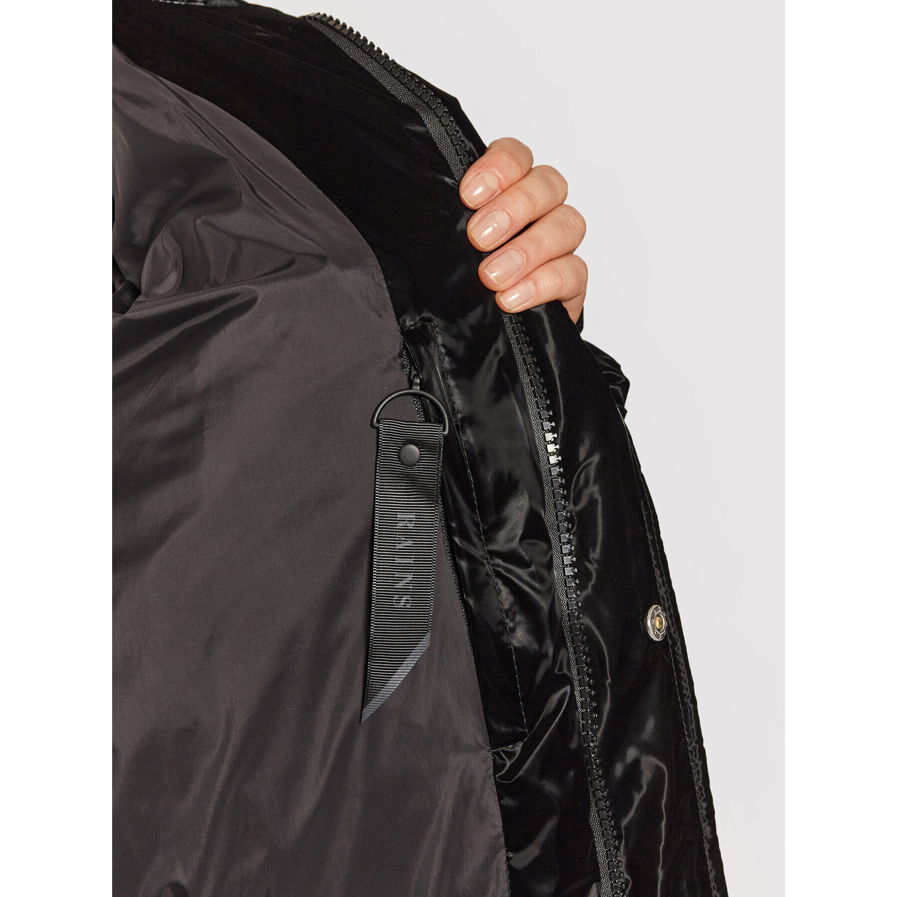 Rains Vatovaná bunda Unisex Puffer 1536 Čierna Regular Fit - Pepit.sk