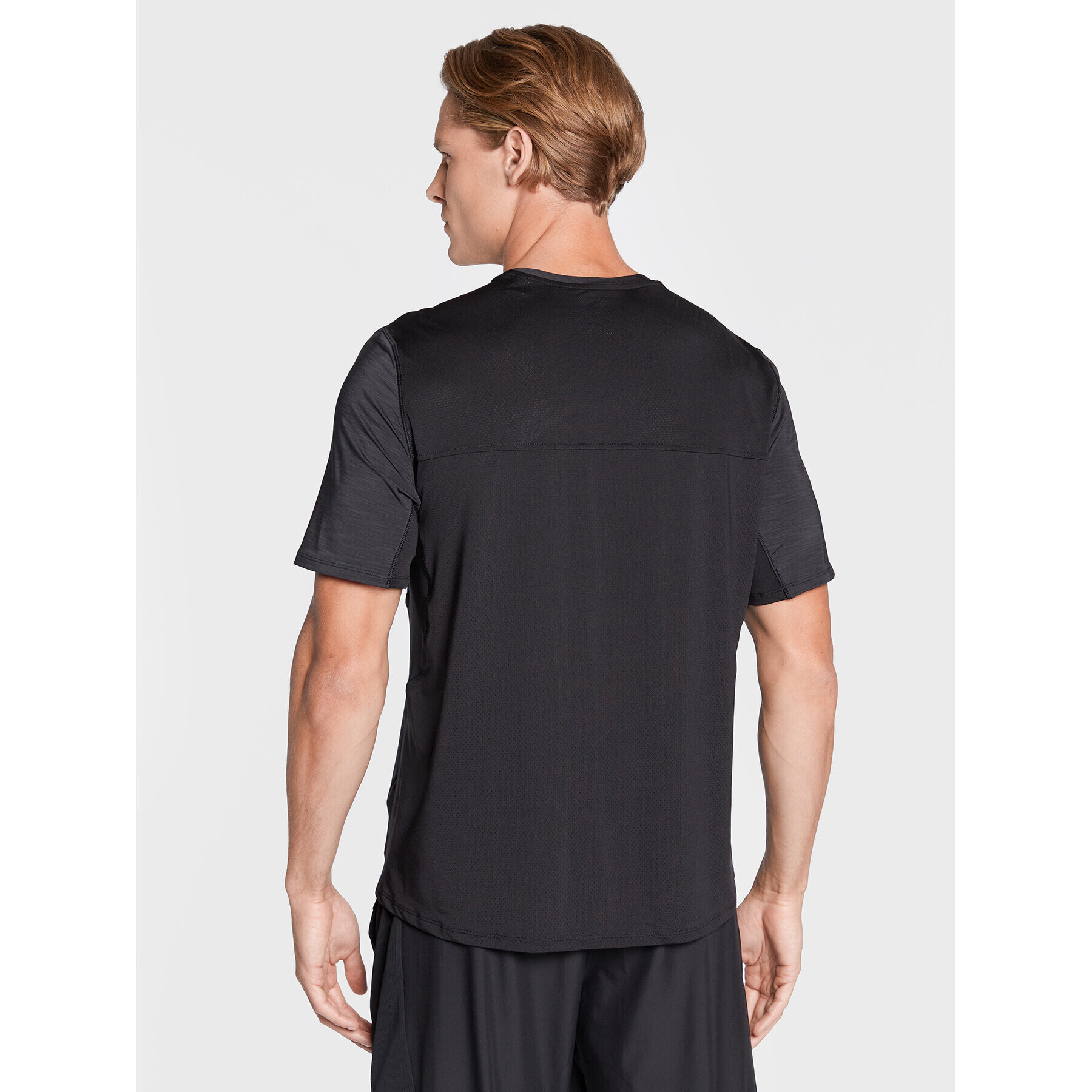 Reebok Funkčné tričko Activchill Athlete HG4069 Čierna Slim Fit - Pepit.sk