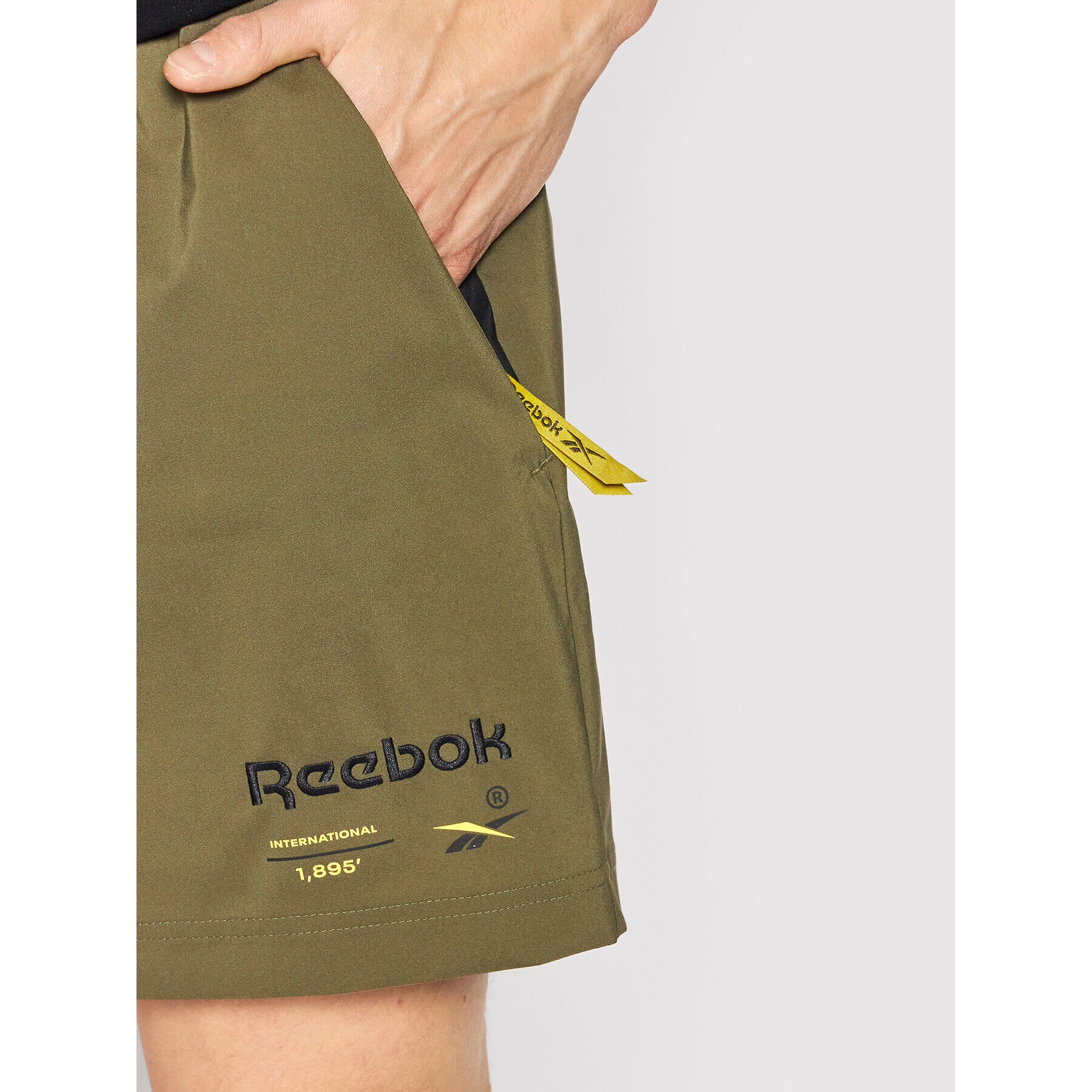 Reebok Športové kraťasy Classics H54406 Zelená Regular Fit - Pepit.sk