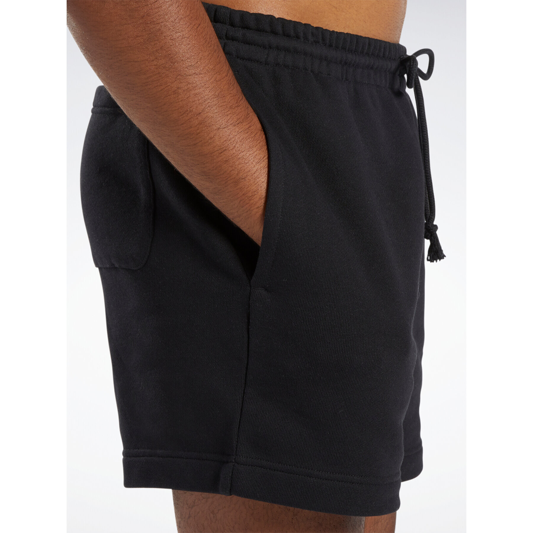 Reebok Športové kraťasy Classics Wardrobe Essentials Shorts HS7164 Čierna - Pepit.sk