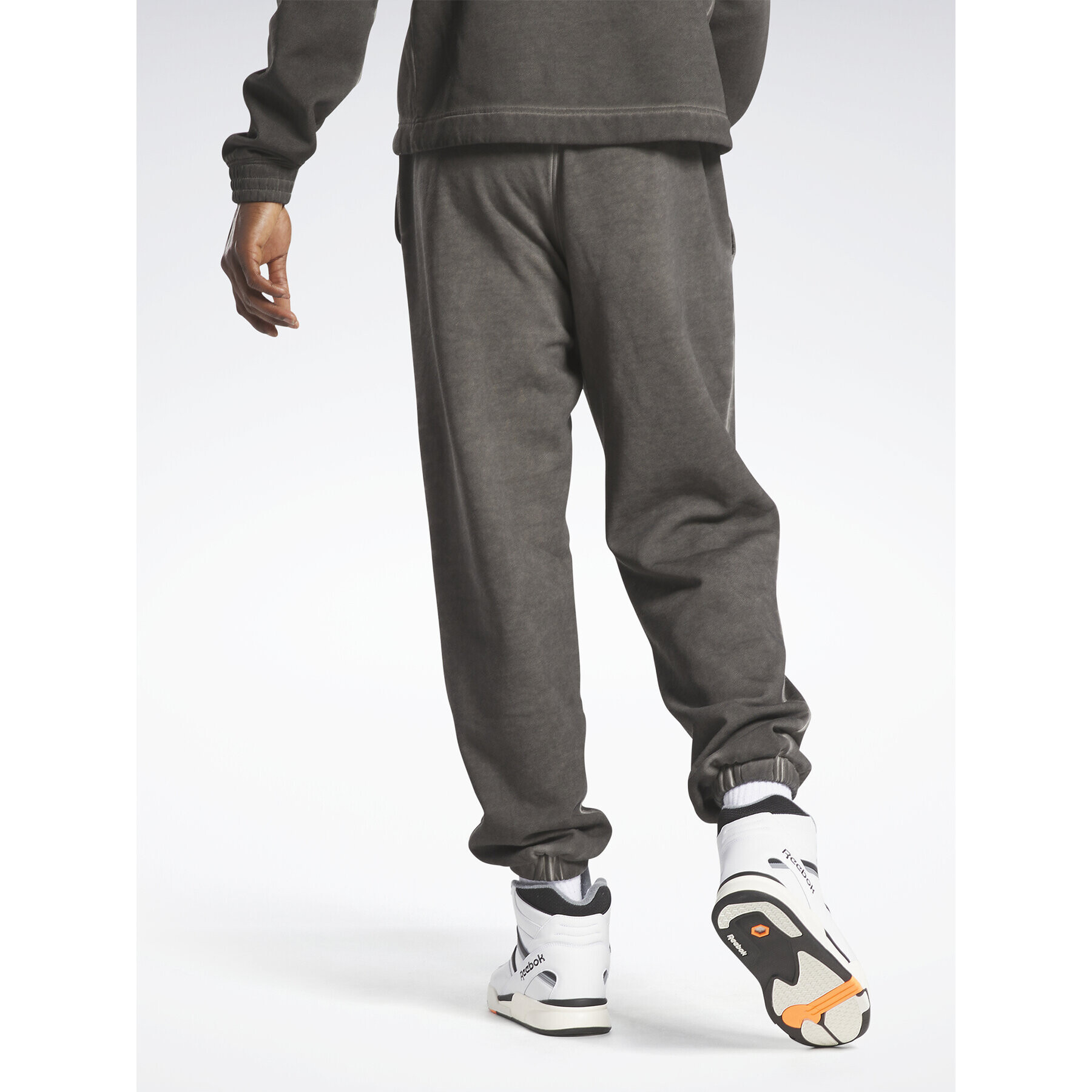 Reebok Teplákové nohavice Basketball Court Top Bi-Dye Fleece Joggers IA2417 Čierna Regular Fit - Pepit.sk