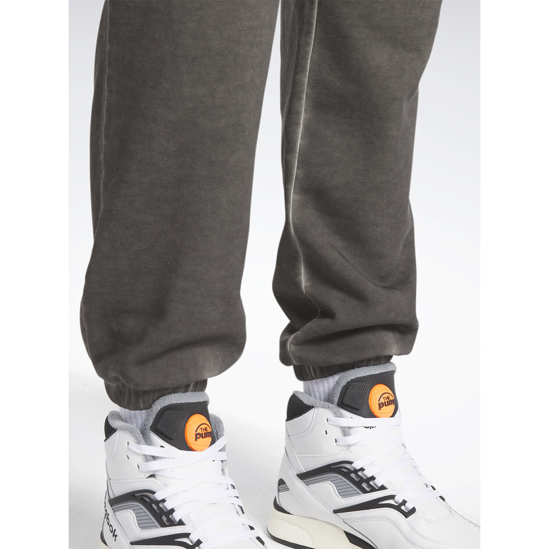 Reebok Teplákové nohavice Basketball Court Top Bi-Dye Fleece Joggers IA2417 Čierna Regular Fit - Pepit.sk