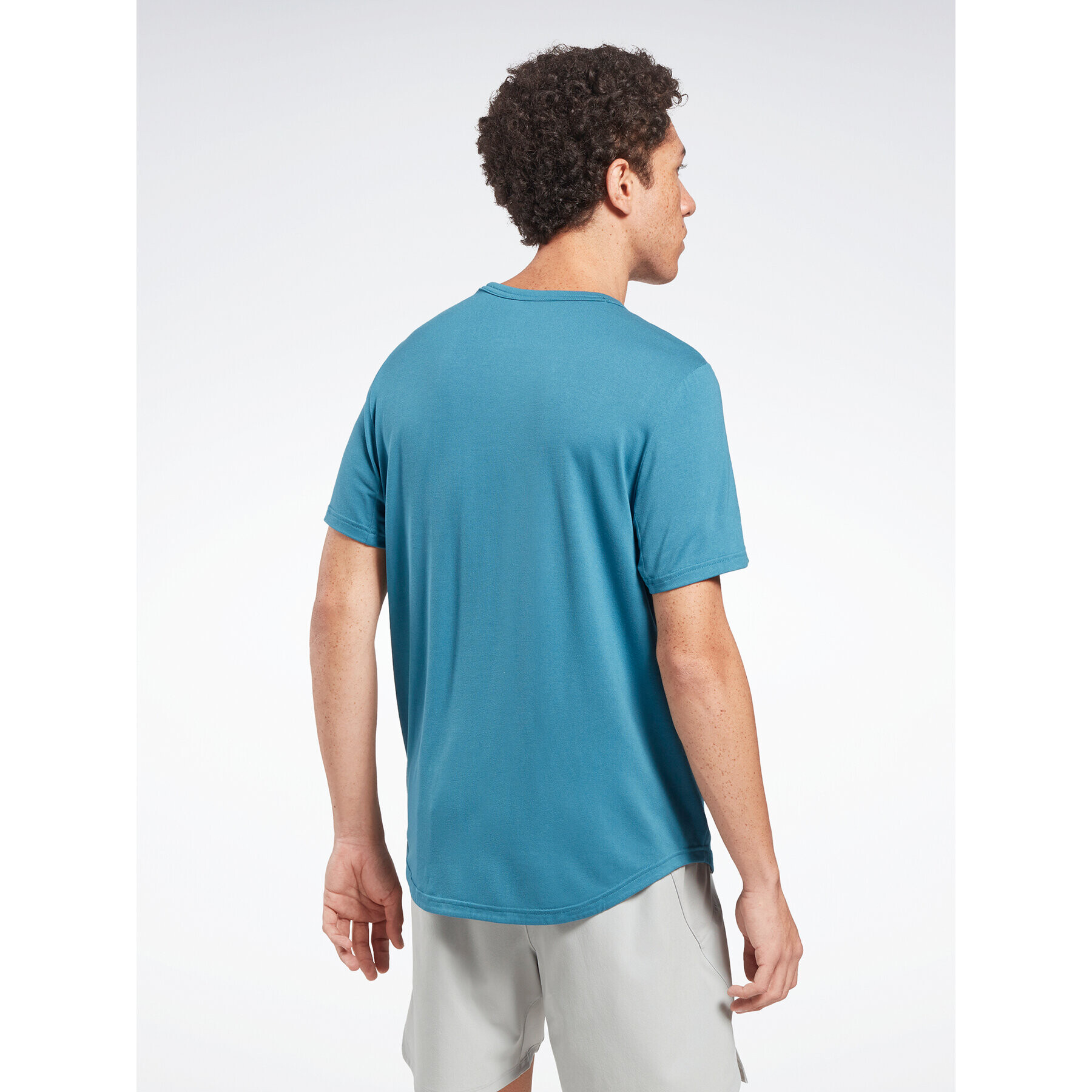 Reebok Tričko ACTIVCHILL+DREAMBLEND T-Shirt HR6167 Modrá Regular Fit - Pepit.sk