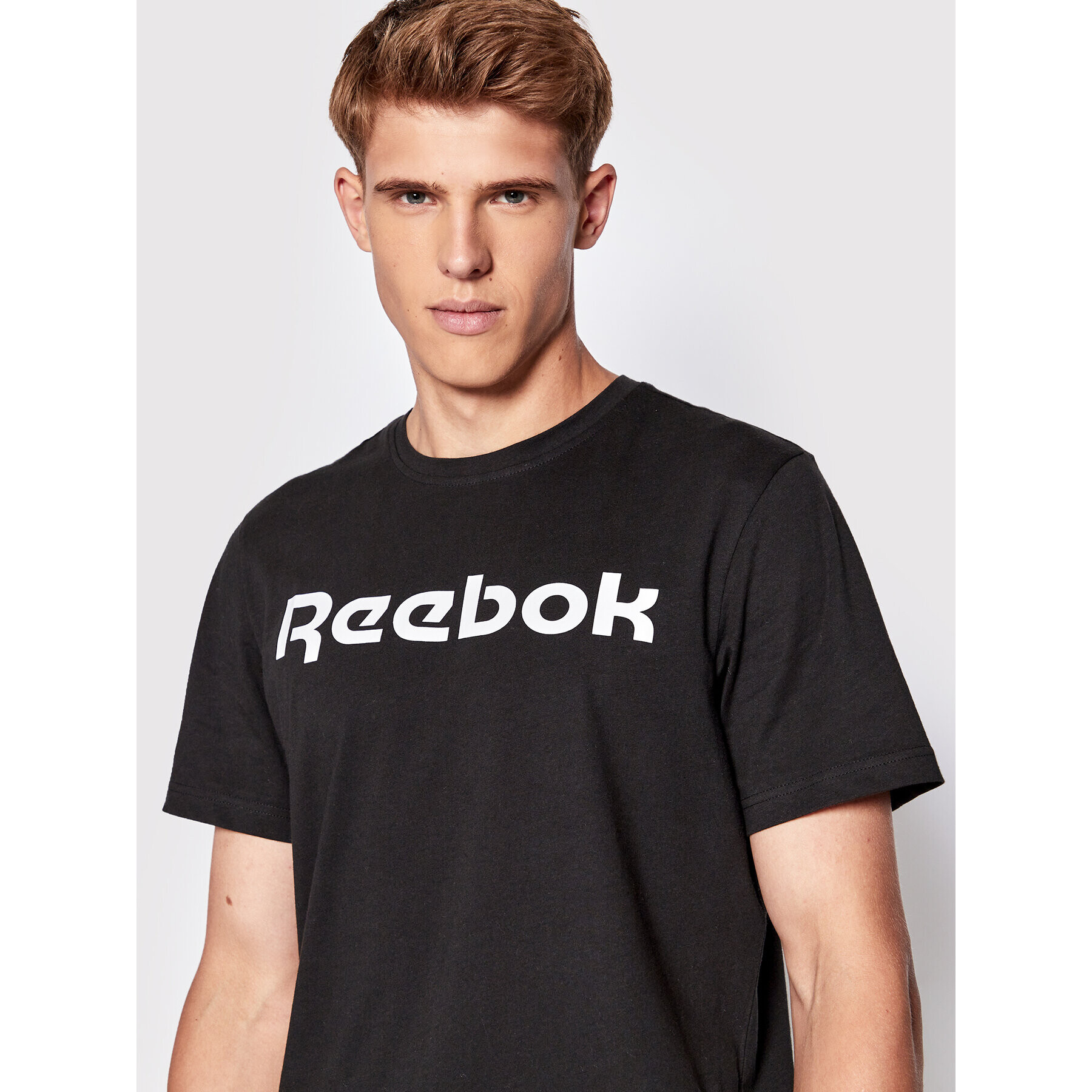 Reebok Tričko Classic Graphic Series Linear Logo GJ0136 Čierna Slim Fit - Pepit.sk