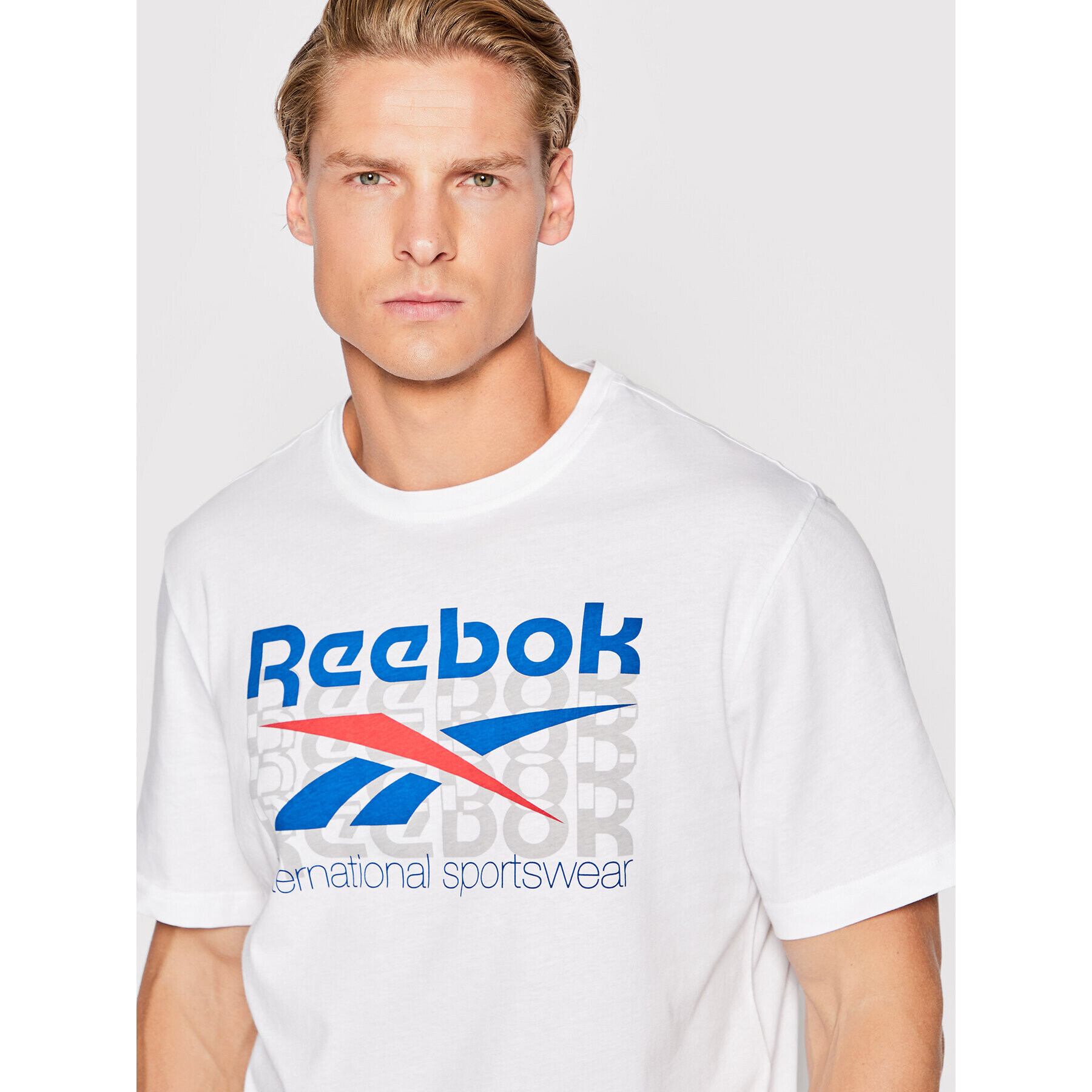 Reebok Tričko Graphic Series HT5851 Biela Regular Fit - Pepit.sk