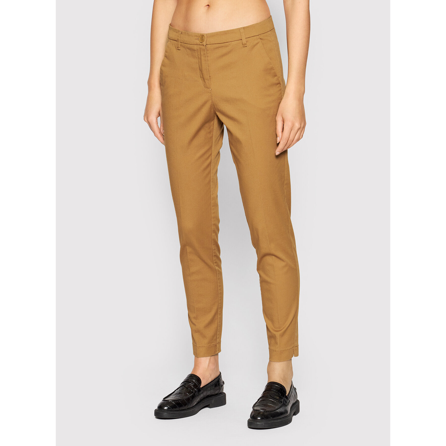 Sisley Chino nohavice 4BYW55AH6 Hnedá Slim Fit - Pepit.sk