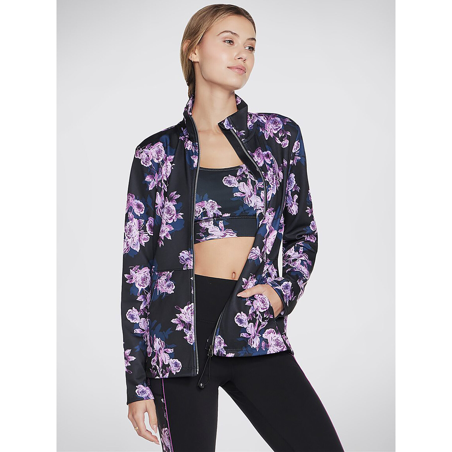 Skechers Bunda anorak Skechcloud Winter Bloom Jacket JA3 Čierna Regular Fit - Pepit.sk