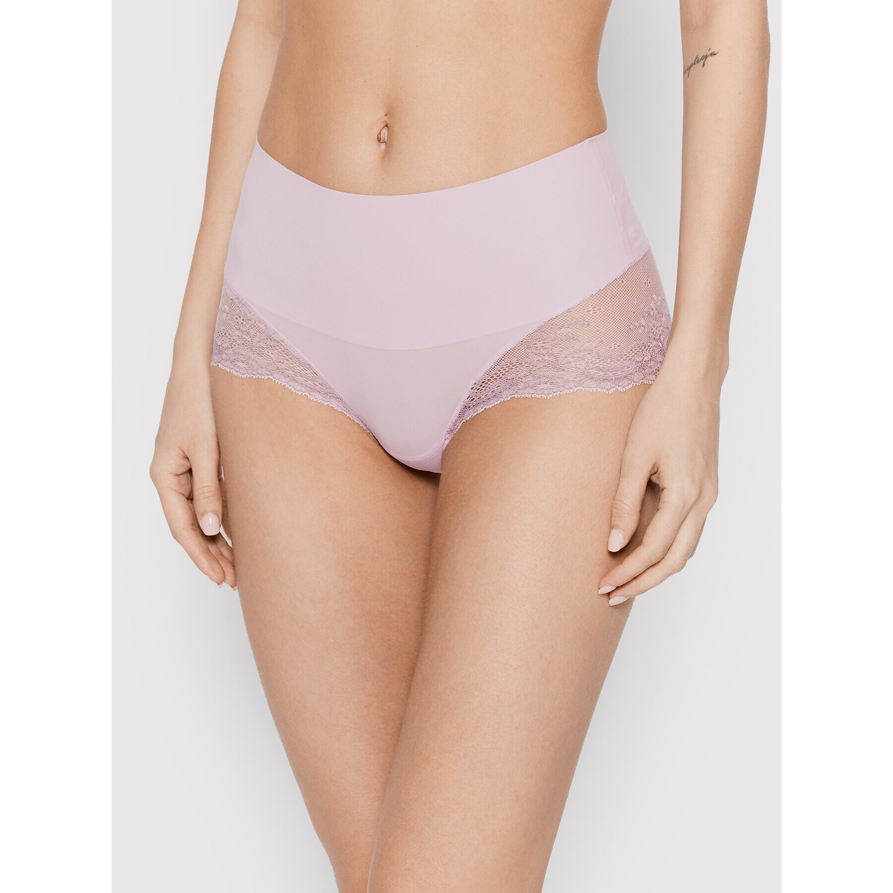 SPANX Klasické nohavičky s vysokým pásom Undie-tectable® Lace Hi-Hipster SP0515 Fialová - Pepit.sk