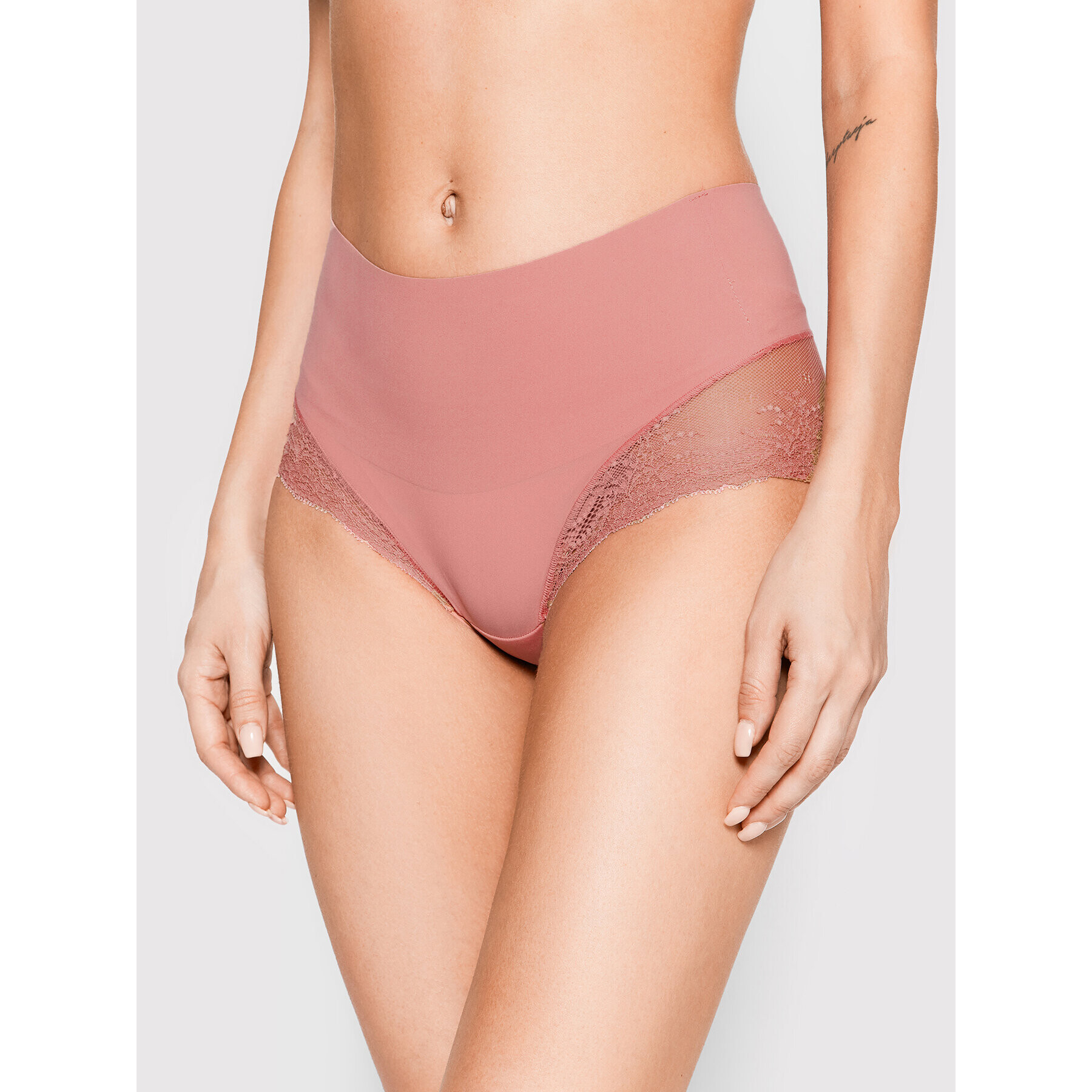 SPANX Klasické nohavičky s vysokým pásom Undie-tectable® Lace Hi-Hipster SP0515 Ružová - Pepit.sk