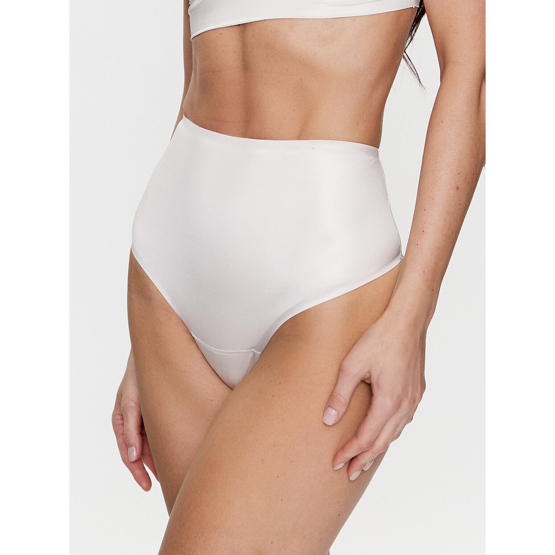 SPANX Stringové nohavičky Shaping Satin 40063R Sivá - Pepit.sk