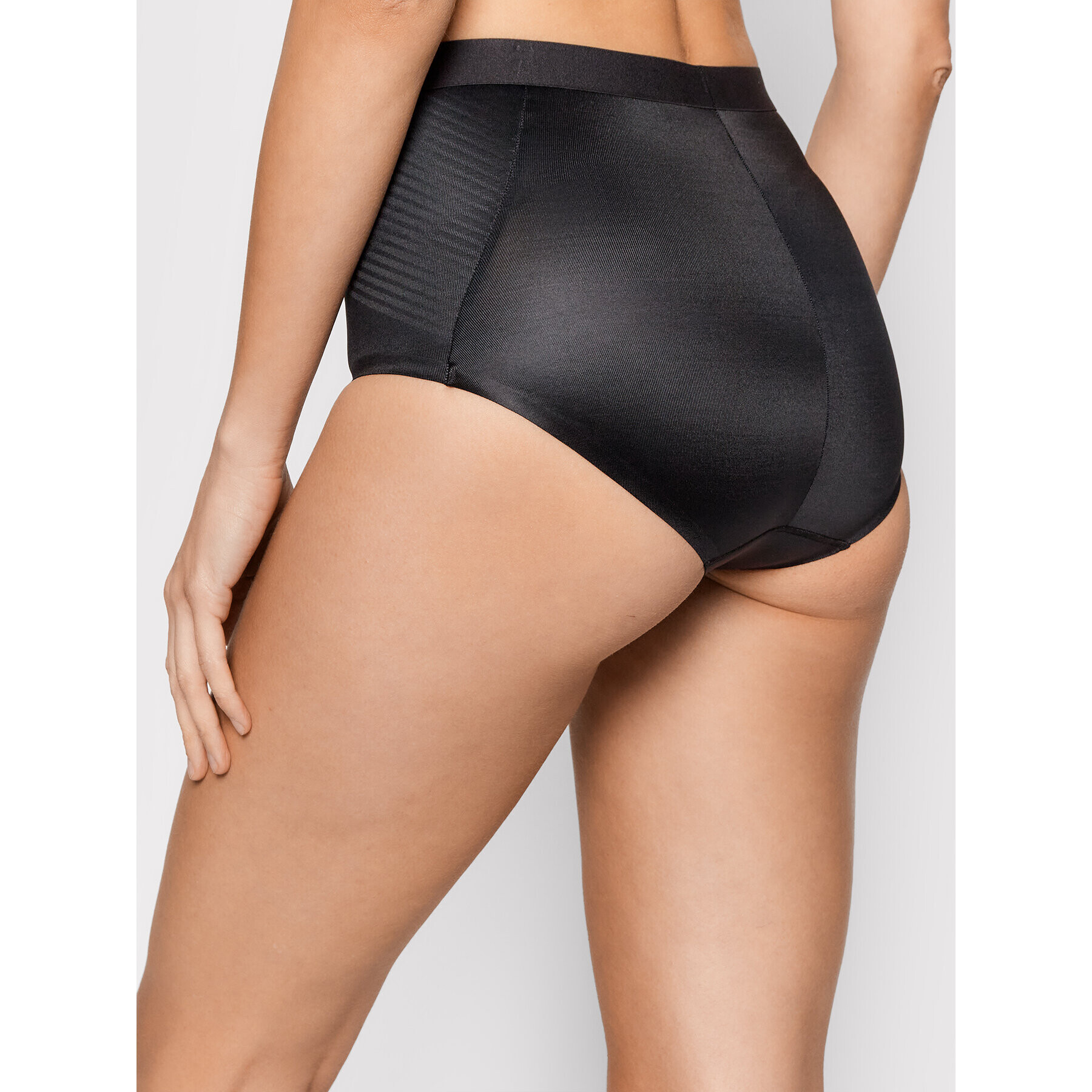 SPANX Tvarujúca spodná bielizeň Thinstincts® 2.0 10251R Čierna - Pepit.sk