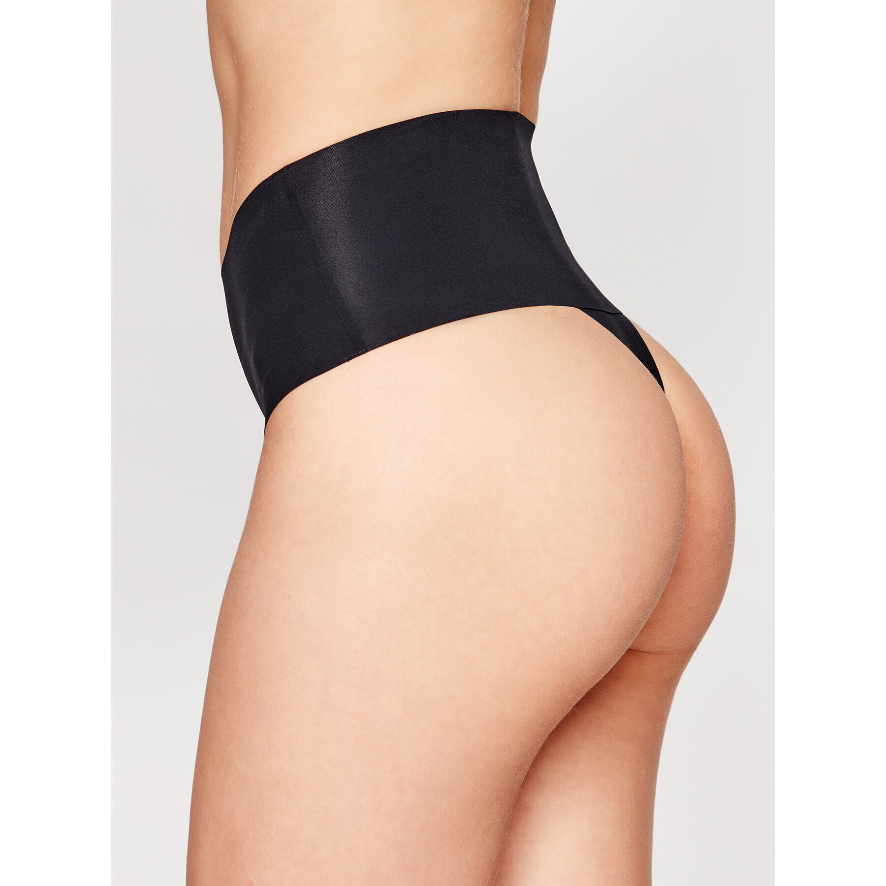 SPANX Tvarujúca spodná bielizeň Undie-tectable® SP0115 Čierna - Pepit.sk