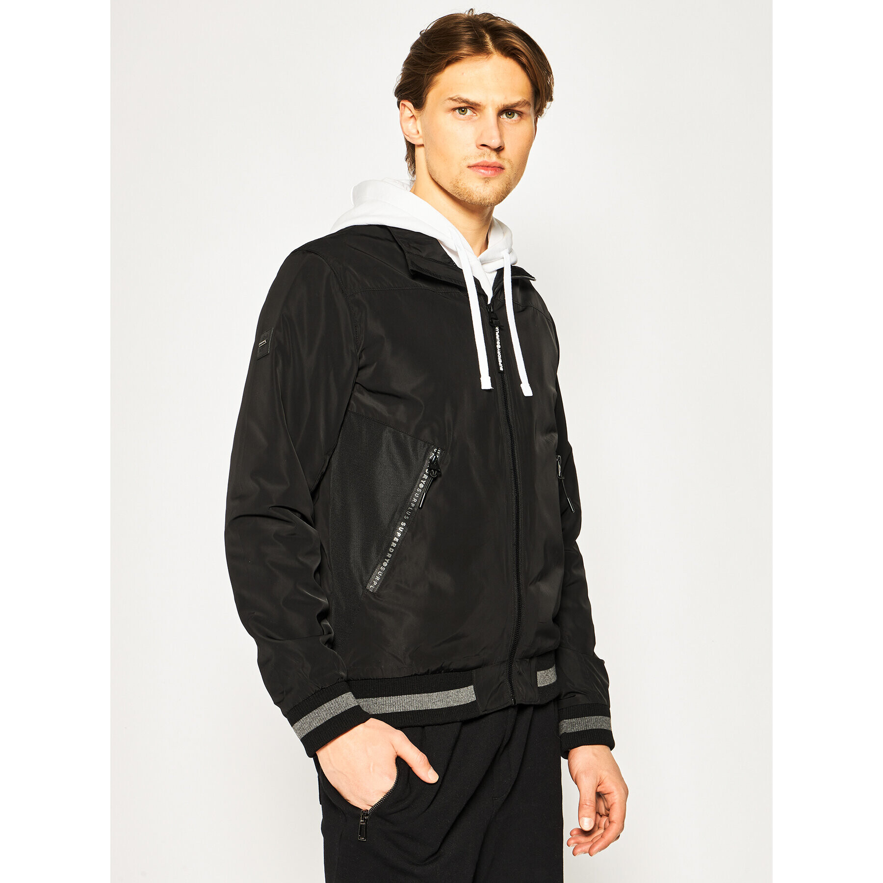 Superdry Prechodná bunda Surplus Goods Light Track M5010053A Čierna Regular Fit - Pepit.sk