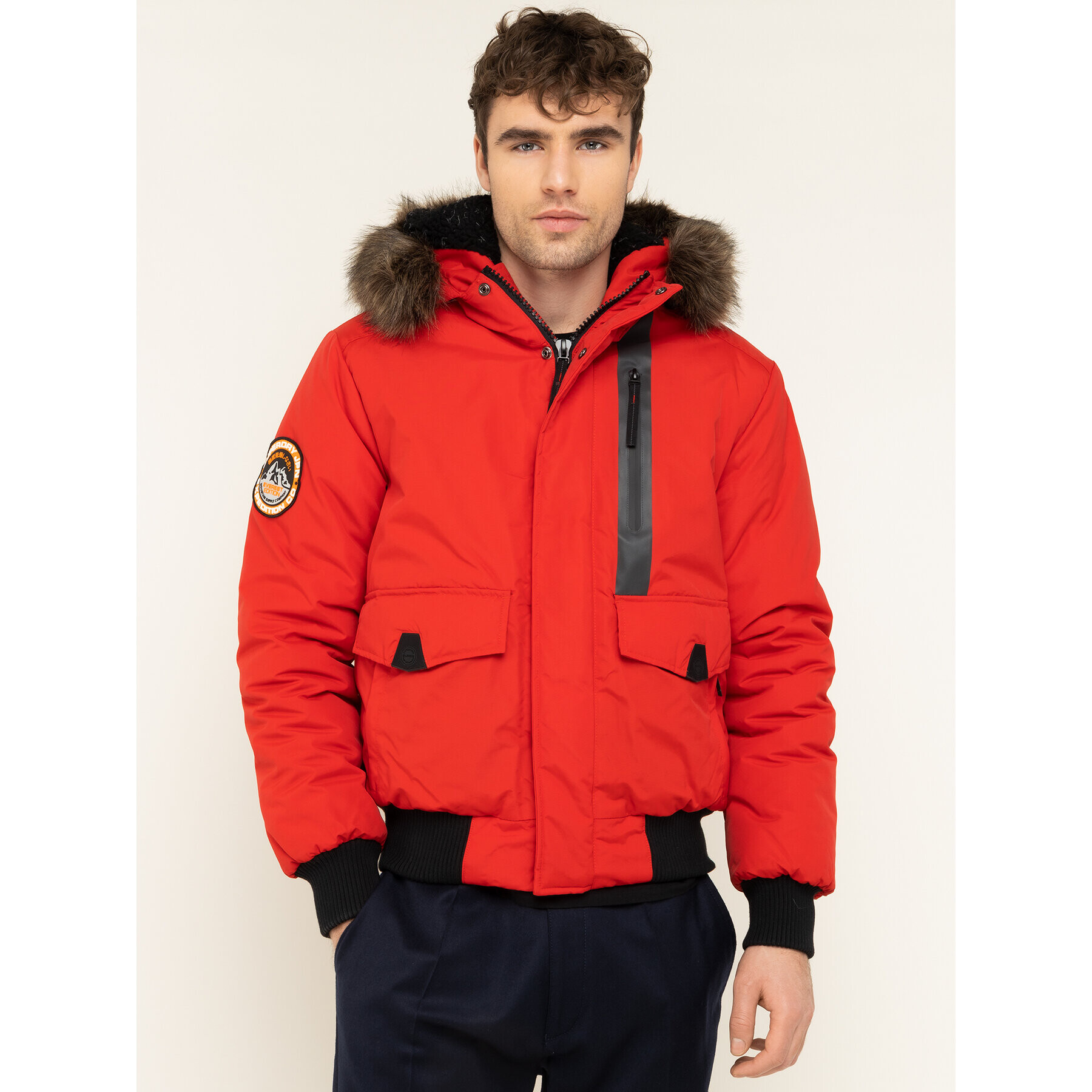 Superdry Vatovaná bunda Everest M5000039A Červená Regular Fit - Pepit.sk