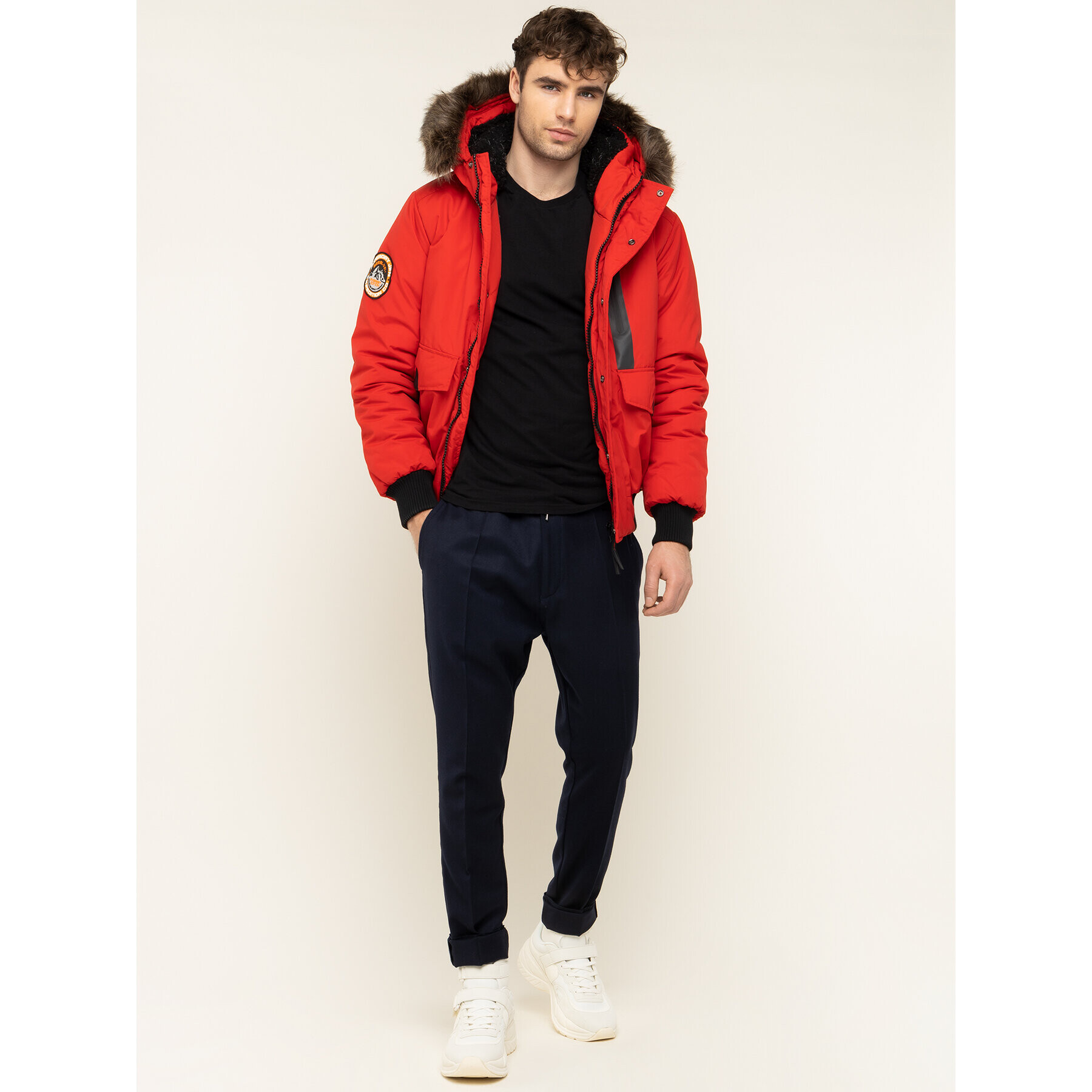 Superdry Vatovaná bunda Everest M5000039A Červená Regular Fit - Pepit.sk