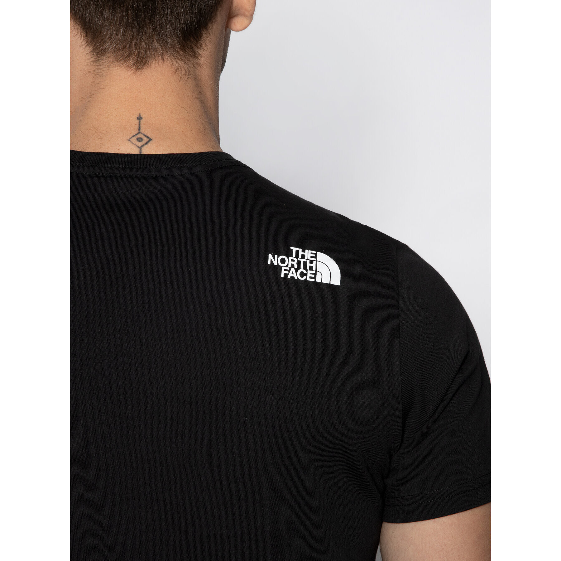 The North Face Tričko Wood Dome Tee NF00A3G1 Čierna Regular Fit - Pepit.sk