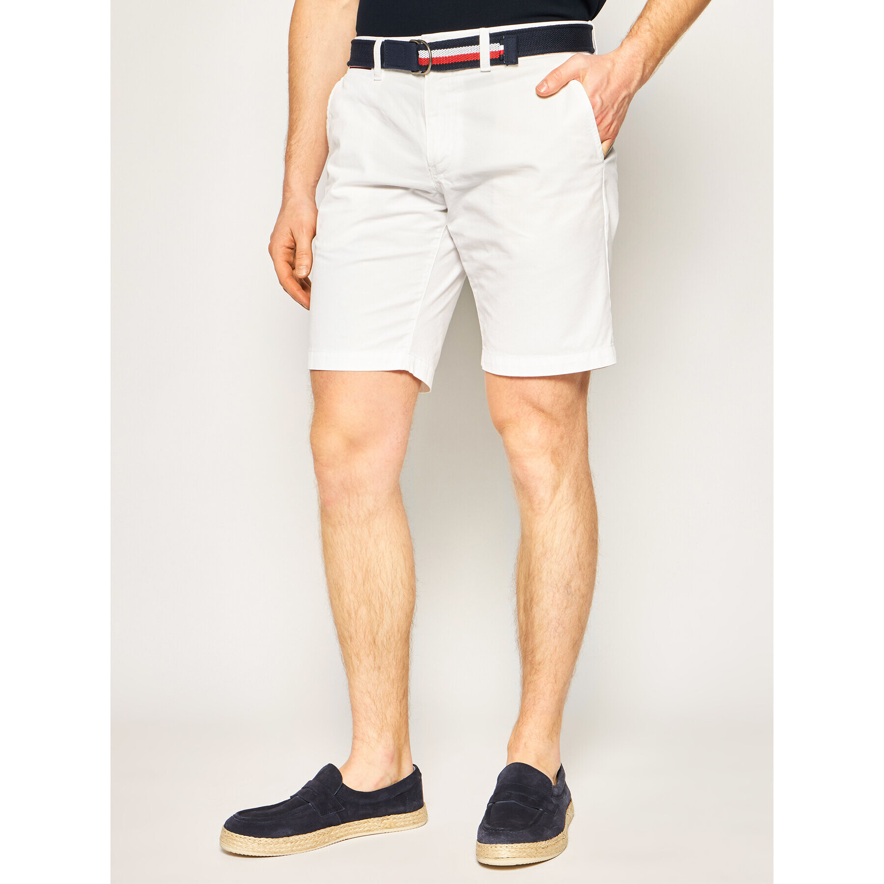 Tommy Hilfiger Bavlnené šortky MW0MW10897 Biela Regular Fit - Pepit.sk