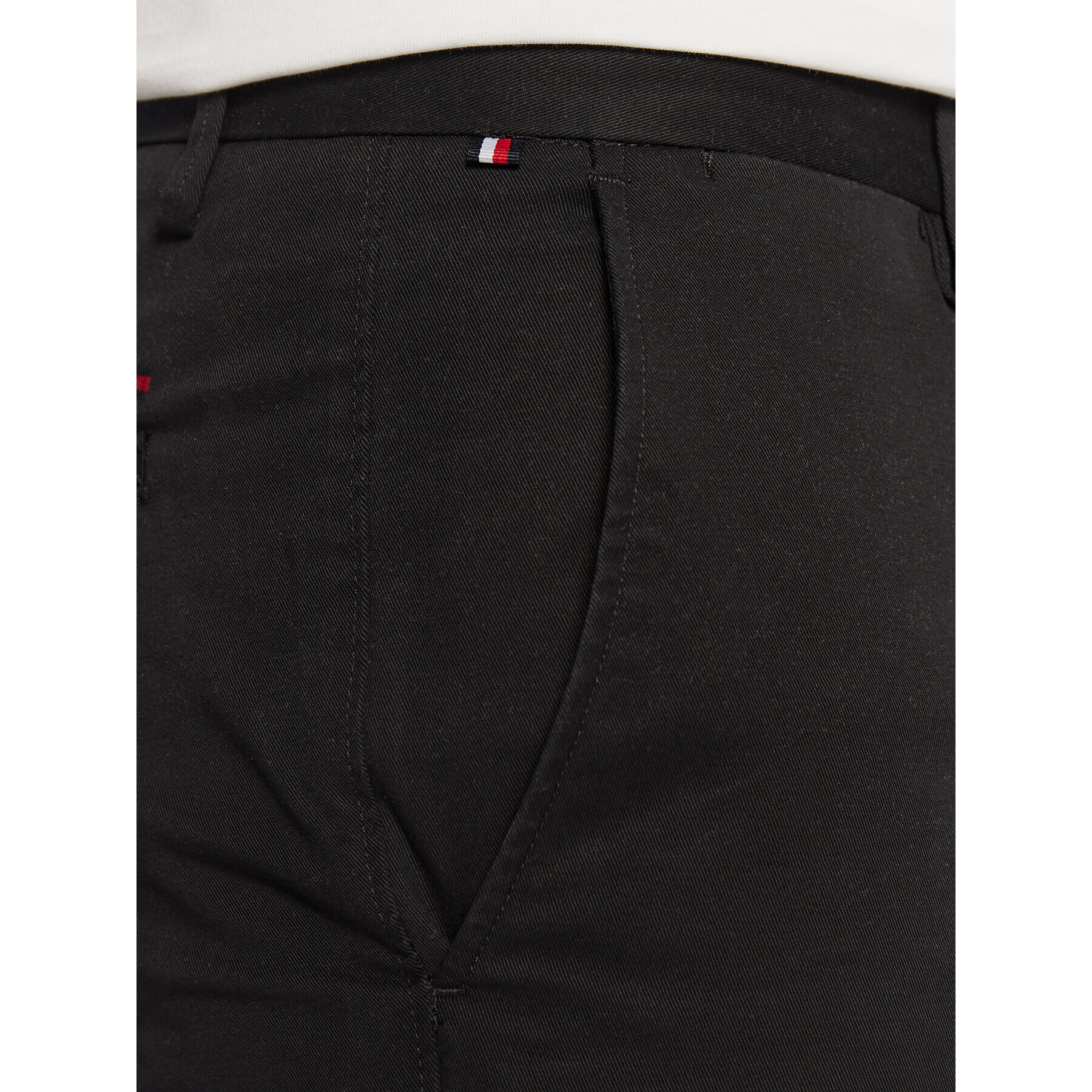 Tommy Hilfiger Chino nohavice Bleecker MW0MW26619 Čierna Slim Fit - Pepit.sk