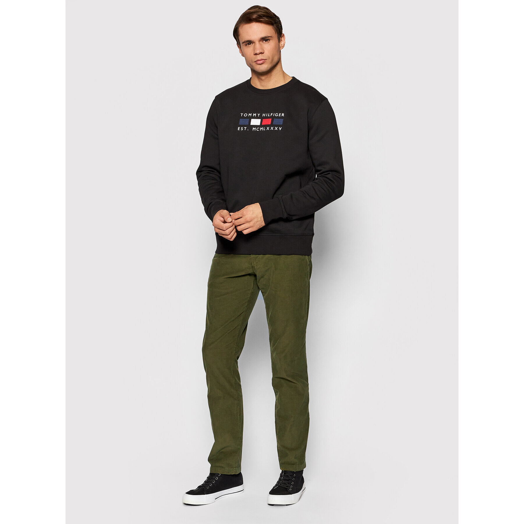 Tommy Hilfiger Chino nohavice Denton MW0MW19889 Zelená Straight Fit - Pepit.sk