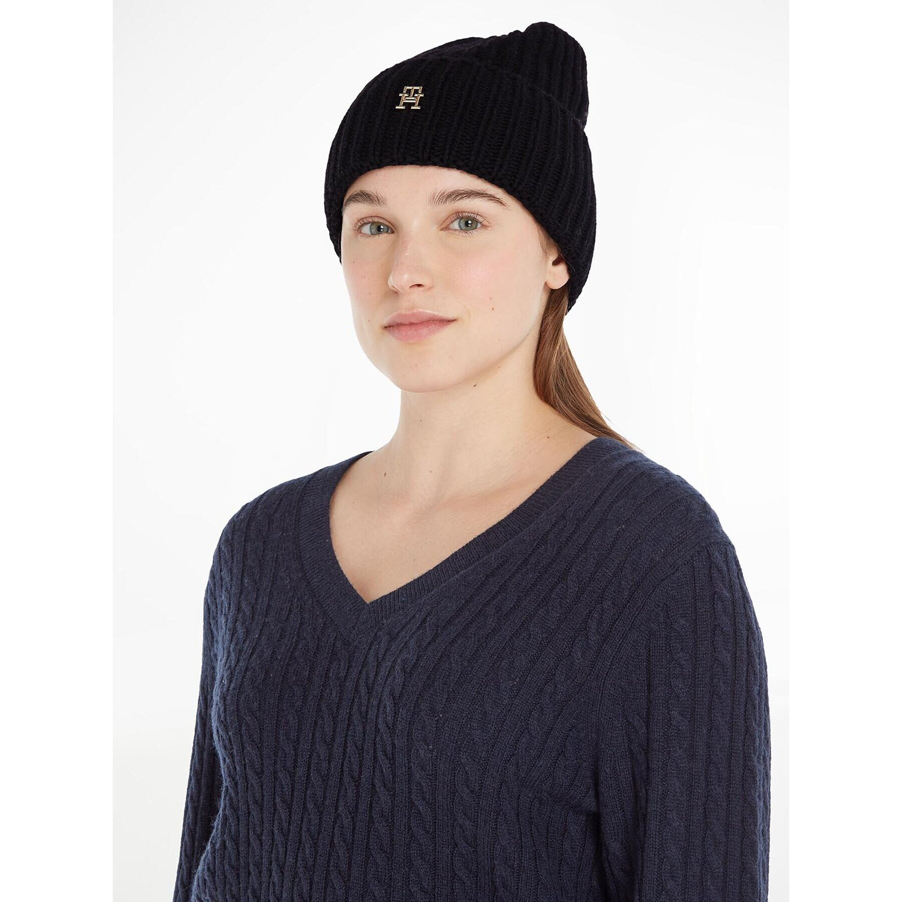 Tommy Hilfiger Čiapka Limitless Chic Beanie AW0AW15299 Čierna - Pepit.sk