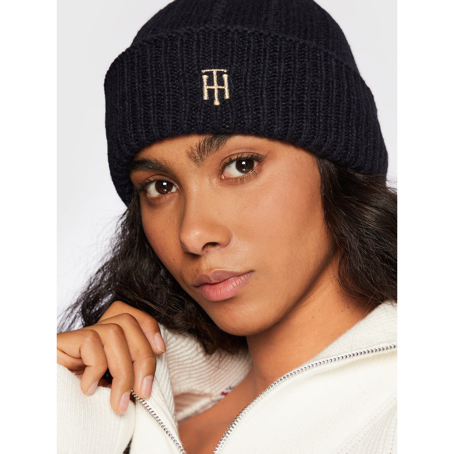 Tommy Hilfiger Čiapka Th Timeless Beanie AW0AW13827 Tmavomodrá - Pepit.sk