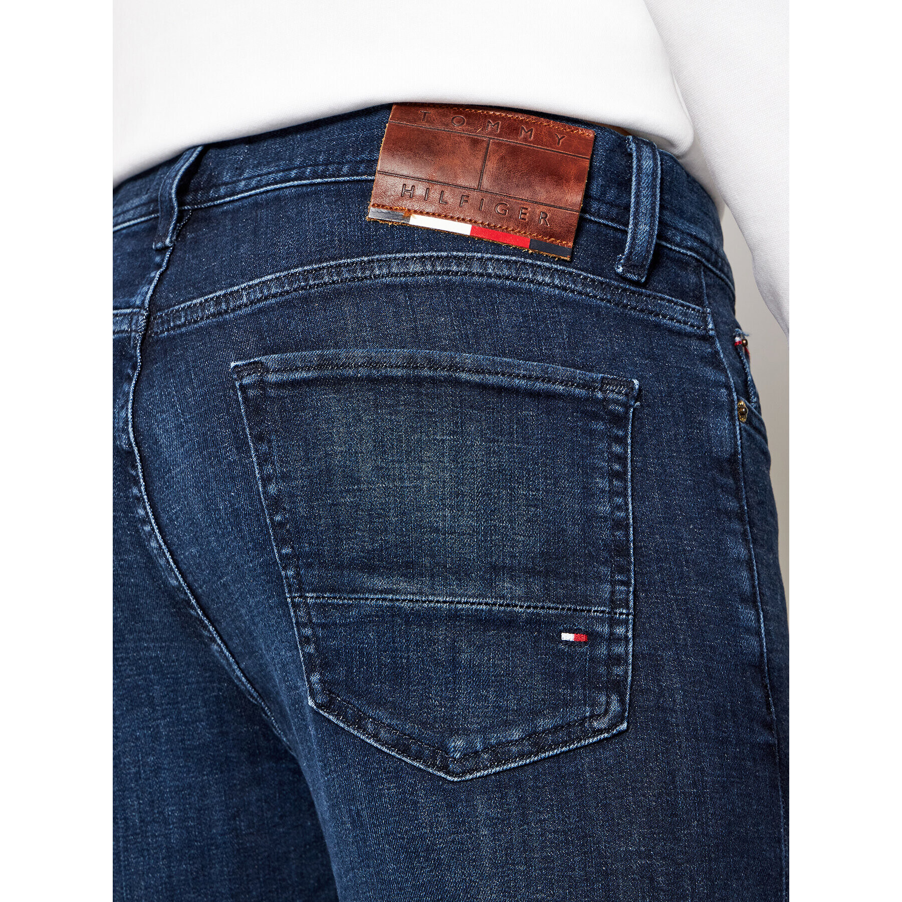 Tommy Hilfiger Džínsy Bleecker MW0MW15599 Tmavomodrá Slim Fit - Pepit.sk