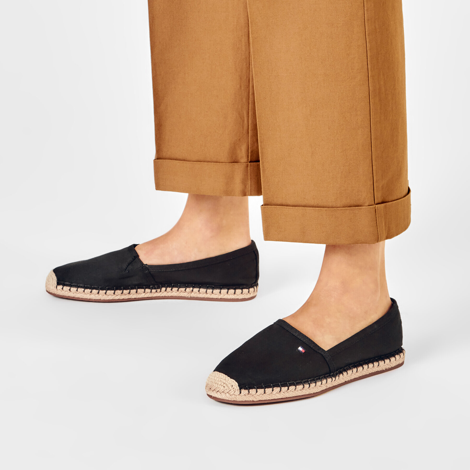 Tommy Hilfiger Espadrilky Basic Tommy Flat Espadrille FW0FW04827 Čierna - Pepit.sk