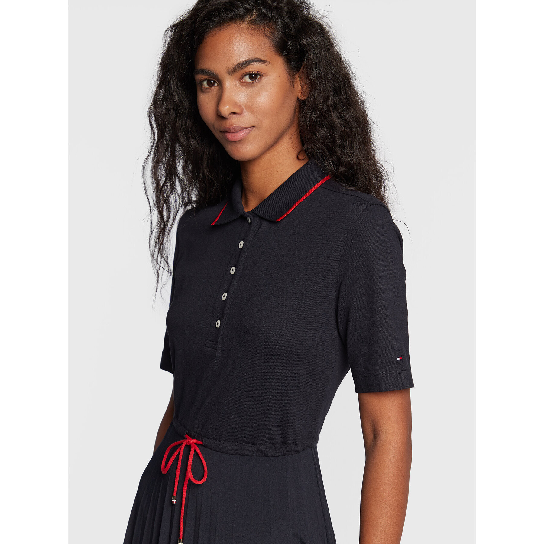 Tommy Hilfiger Každodenné šaty Pleated Flare WW0WW33923 Tmavomodrá Regular Fit - Pepit.sk